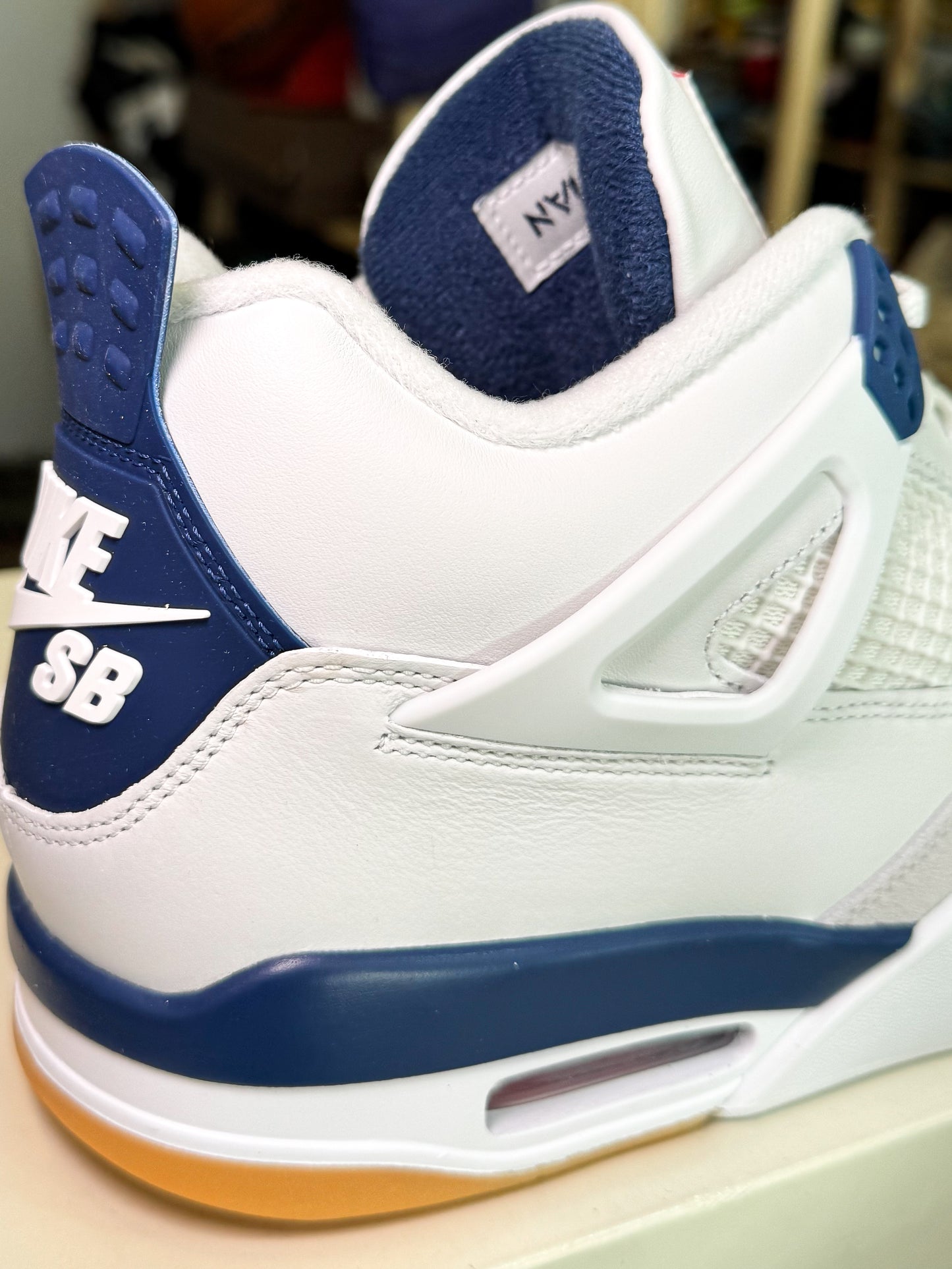 Air Jordan 4 Retro SB ‘Navy’ 2025 - DS