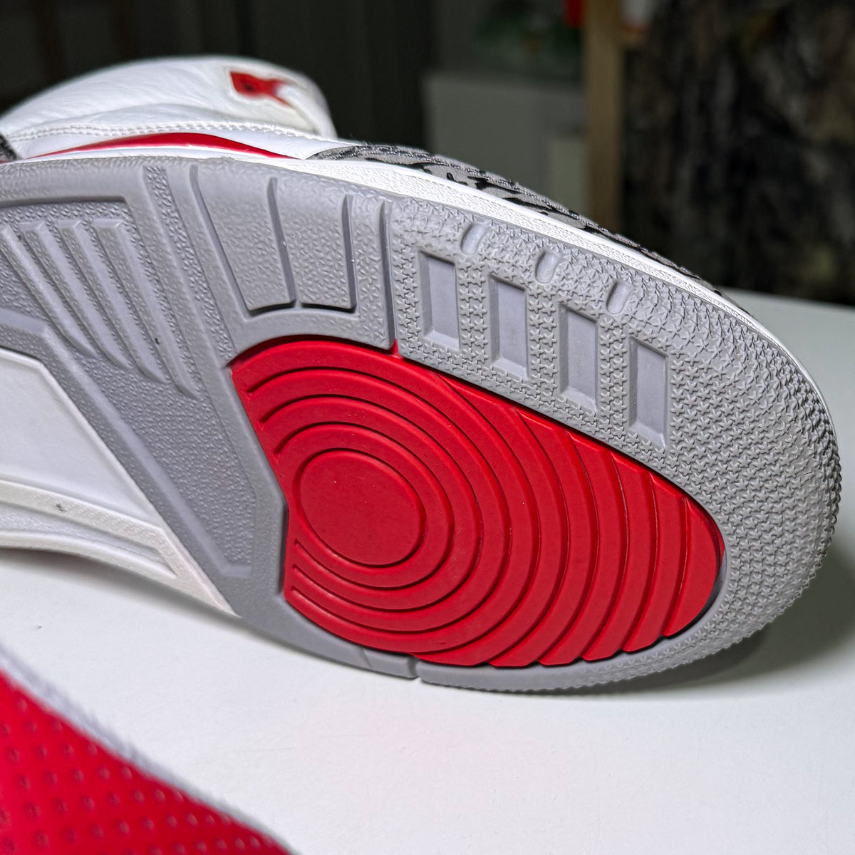 Air Jordan 3 Retro ‘Fire Red’ 2022 - Recondicionado