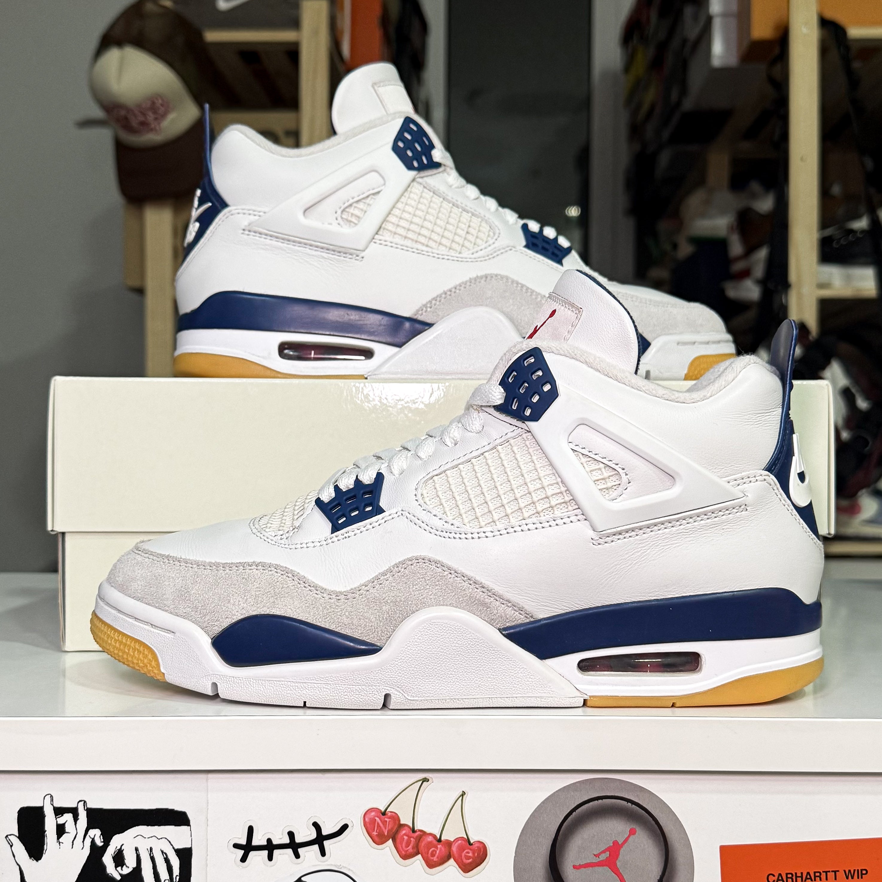 Air Jordan 4 Retro SB ‘Navy’ 2025 - Recondicionado