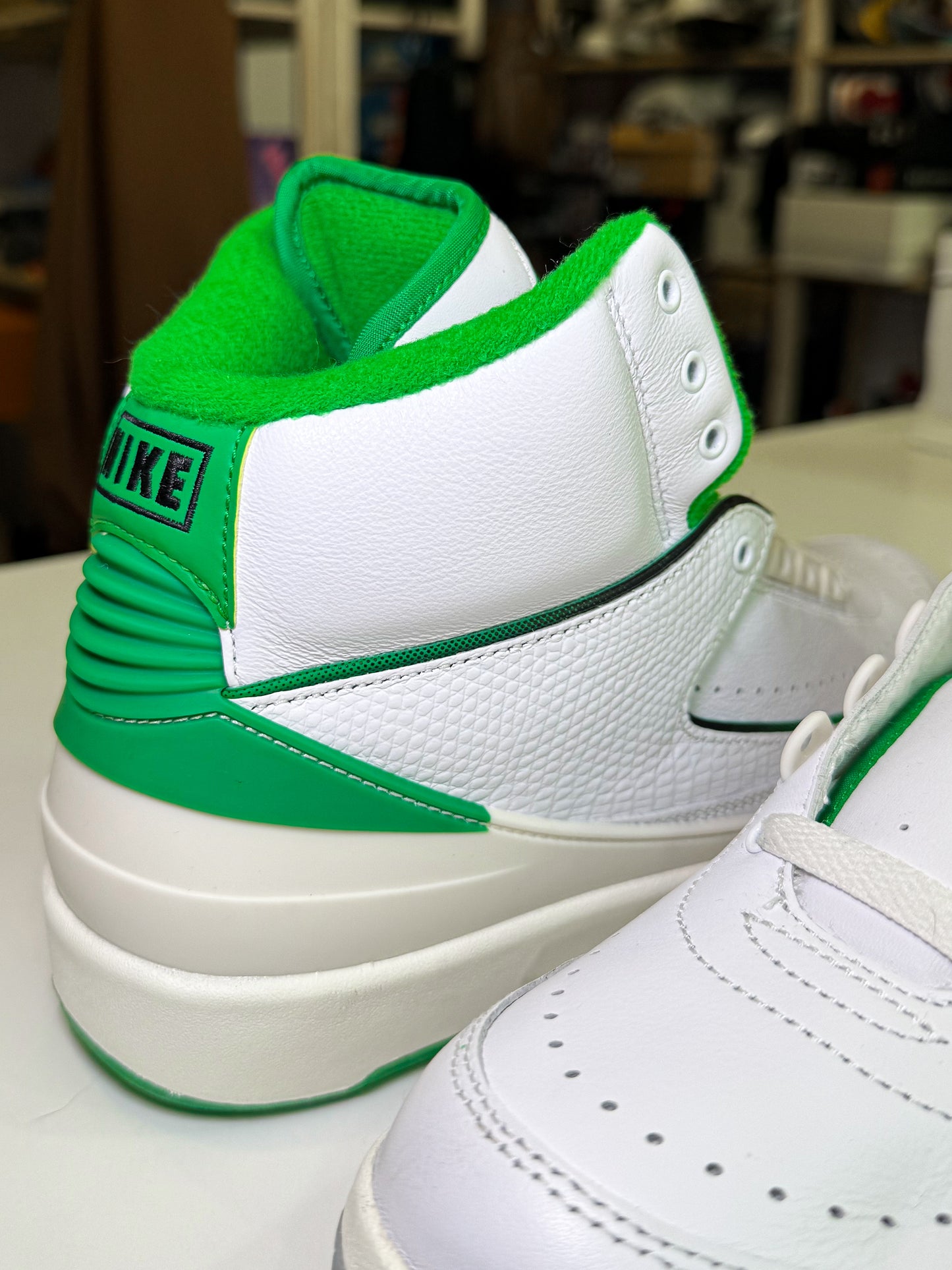 Air Jordan 2 Retro ‘Lucky Green’ 2023 - Novo