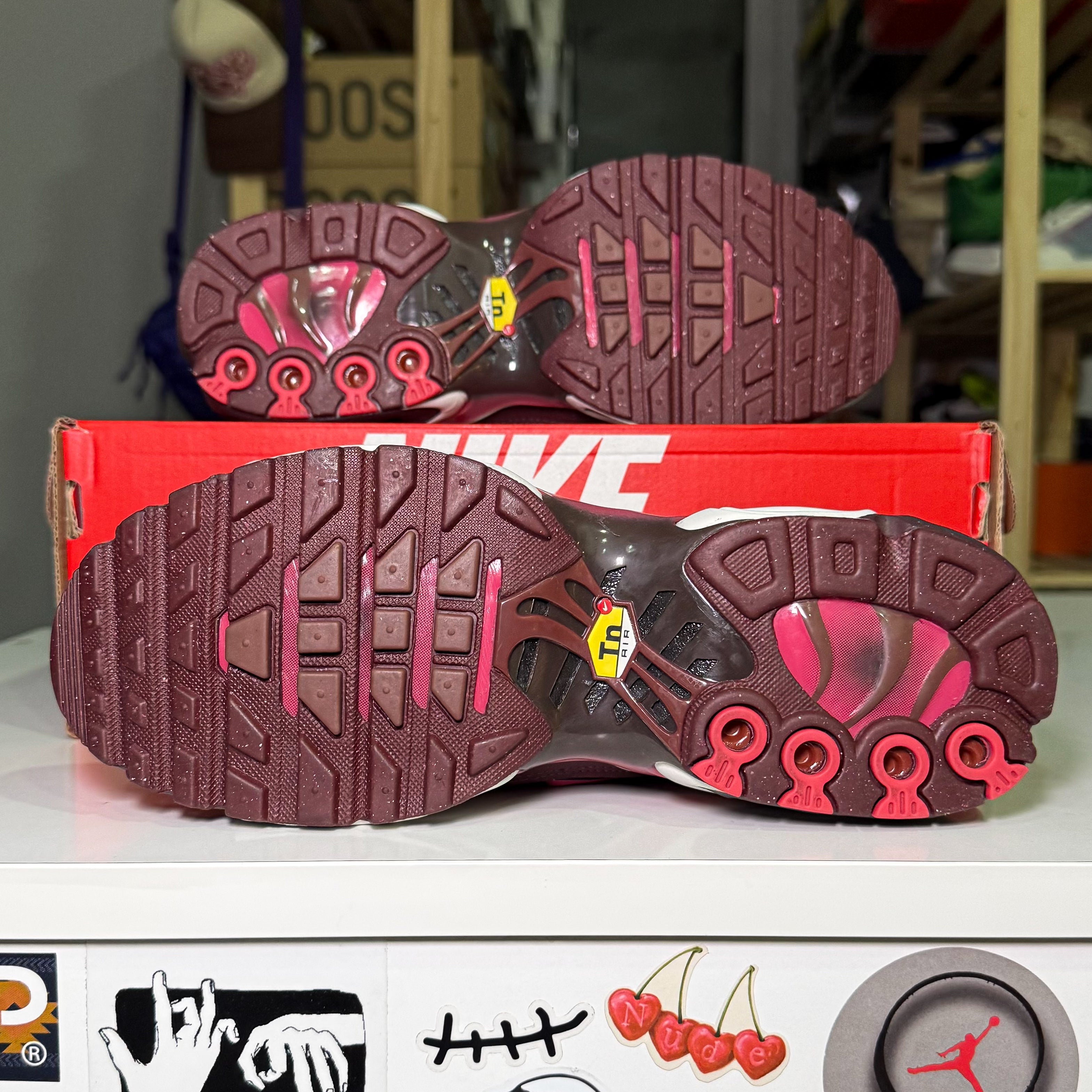 Nike Air Max TN Plus ‘Burgundy Crush’ W 2024 - DS