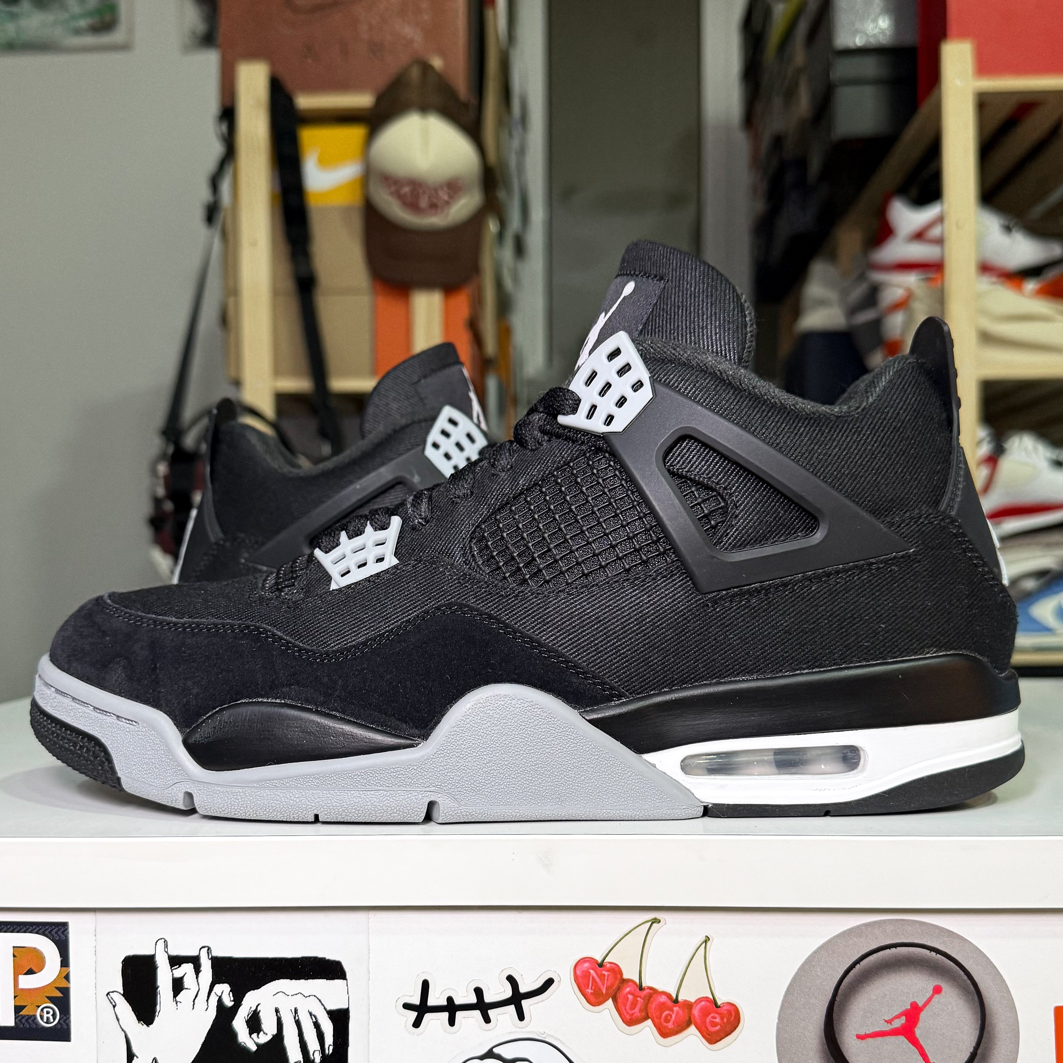 Air Jordan 4 Retro 'Black Canvas' 2022 - Recondicionado