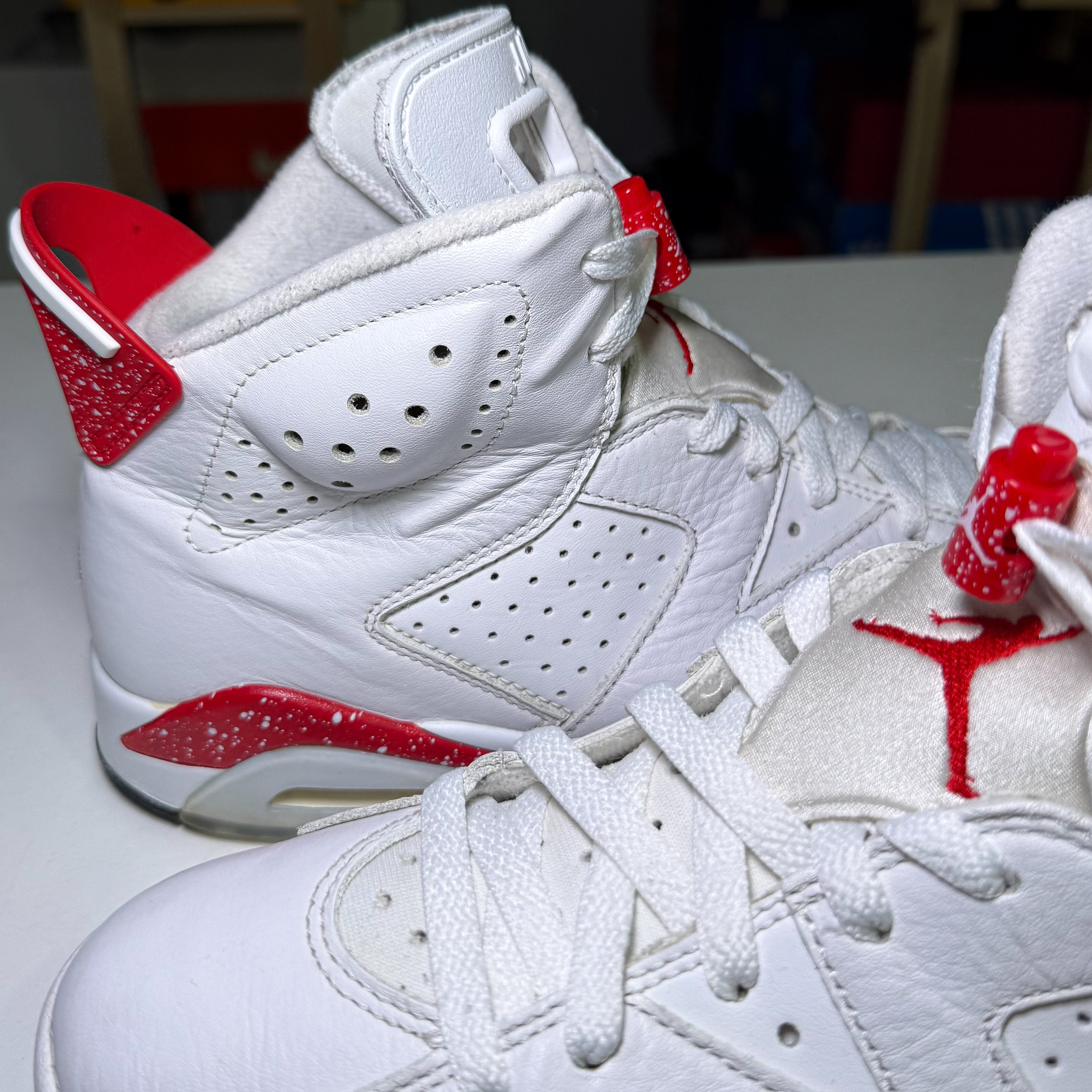 Air Jordan 6 Retro ‘Red Oreo’ 2022 - Recondicionado