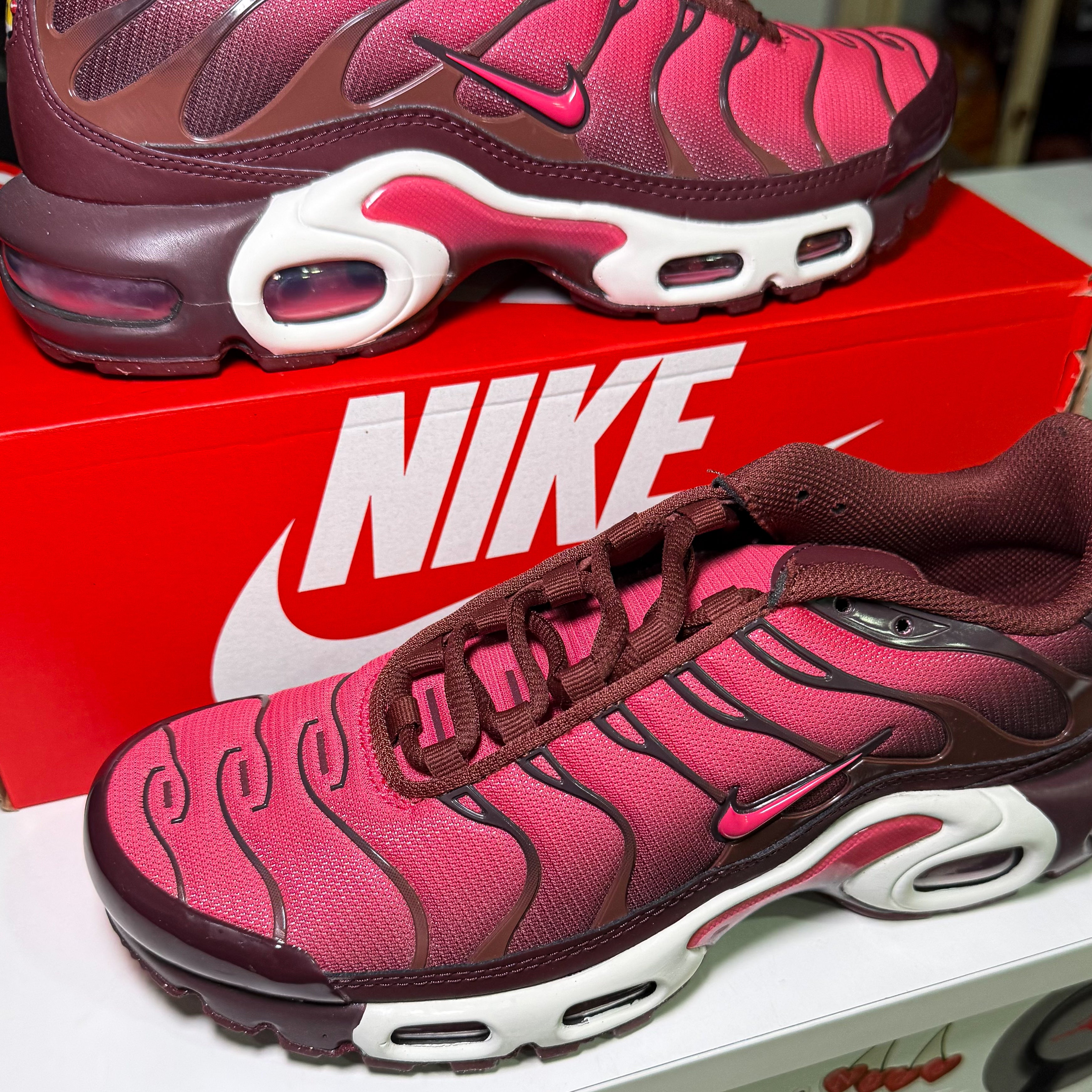 Nike Air Max TN Plus ‘Burgundy Crush’ W 2024 - DS