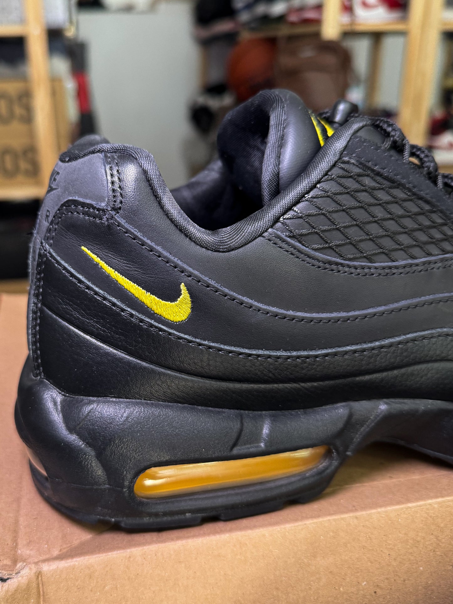 Nike Air Max 95 SP x Corteiz ‘Honey Black’ 2025 - Recondicionado