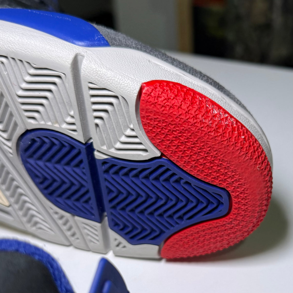 Air Jordan 4 Retro 'Rare Air' 2025 - Recondicionado