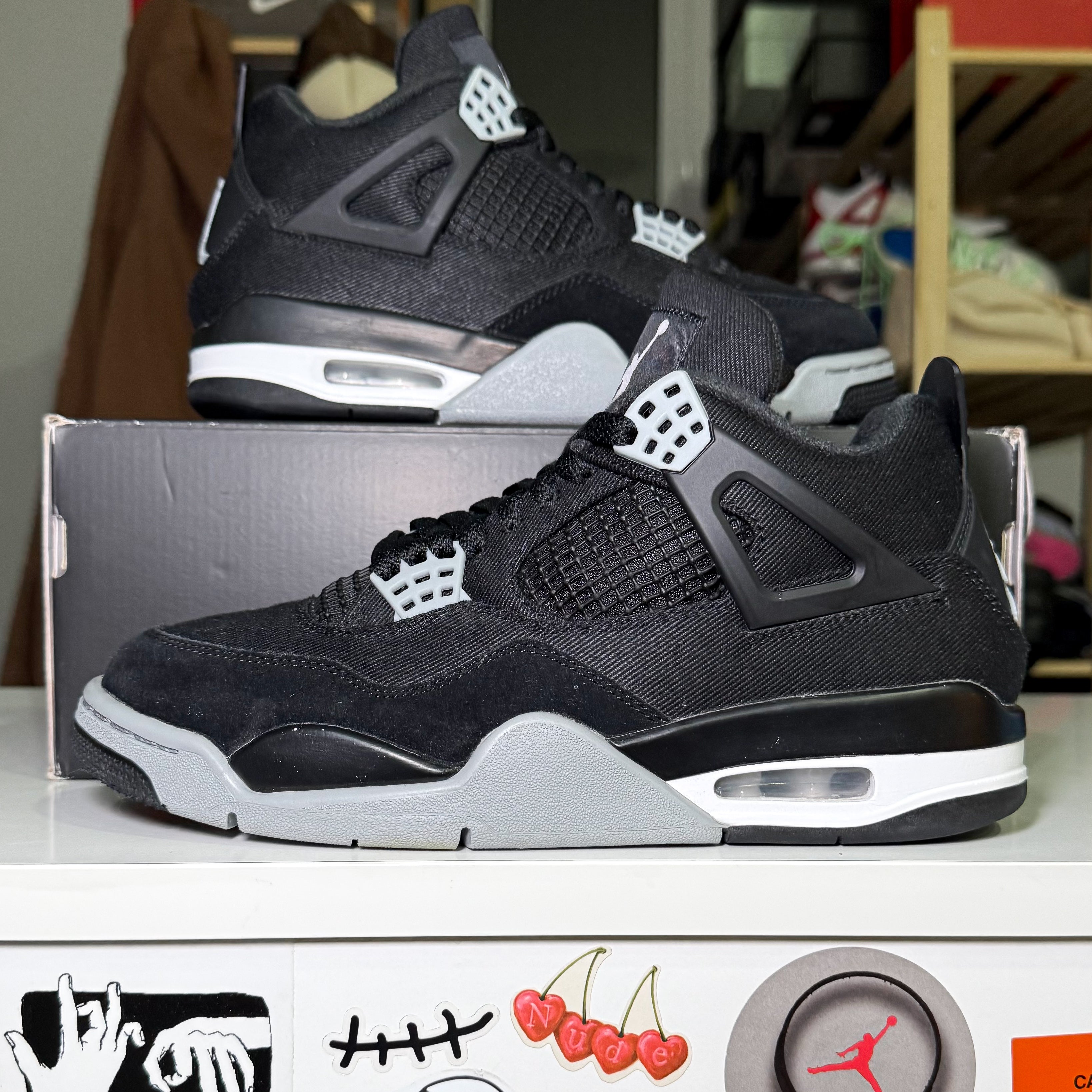 Air Jordan 4 Retro 'Black Canvas' 2022 - Recondicionado