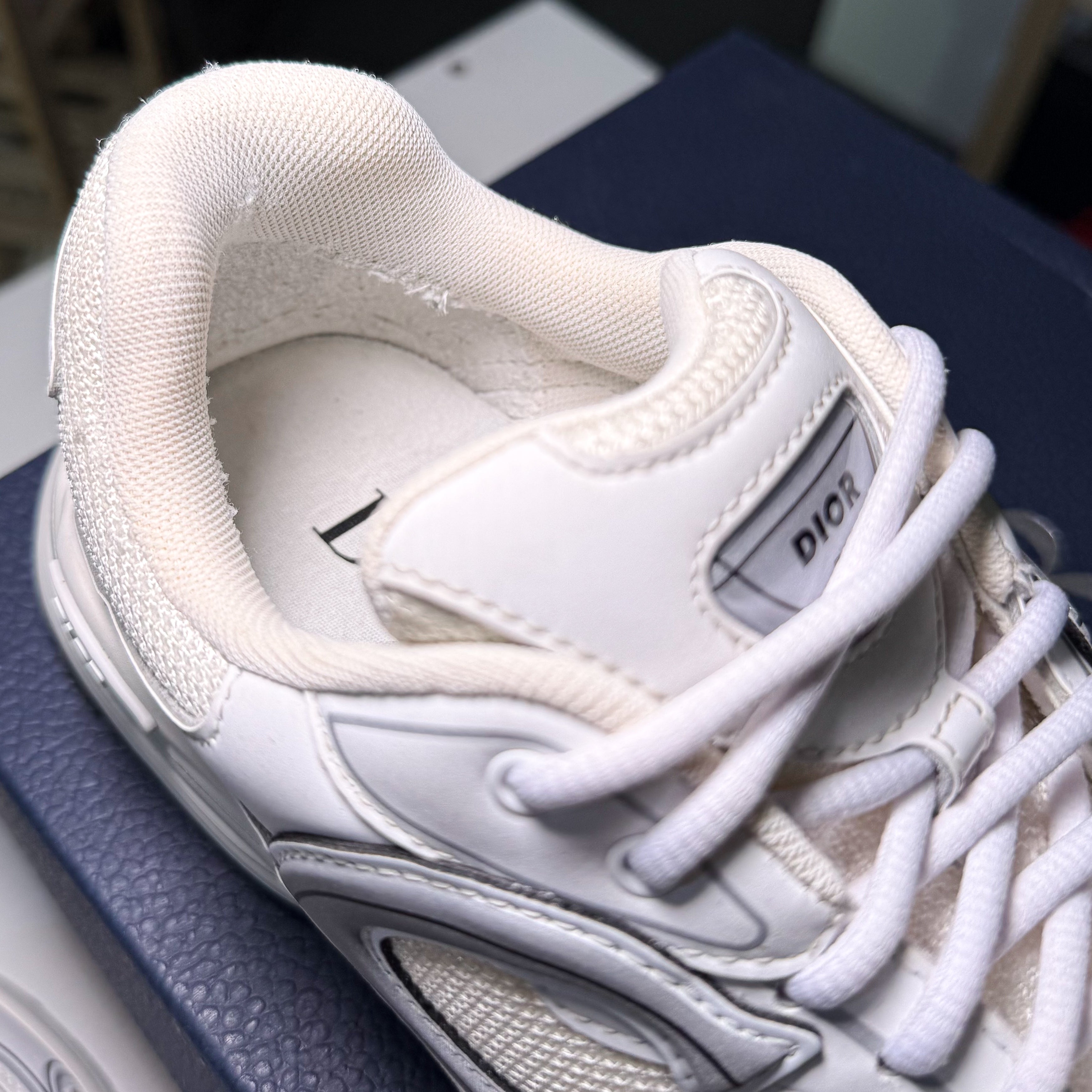 Dior B30 ‘White Grey’ - Recondicionado