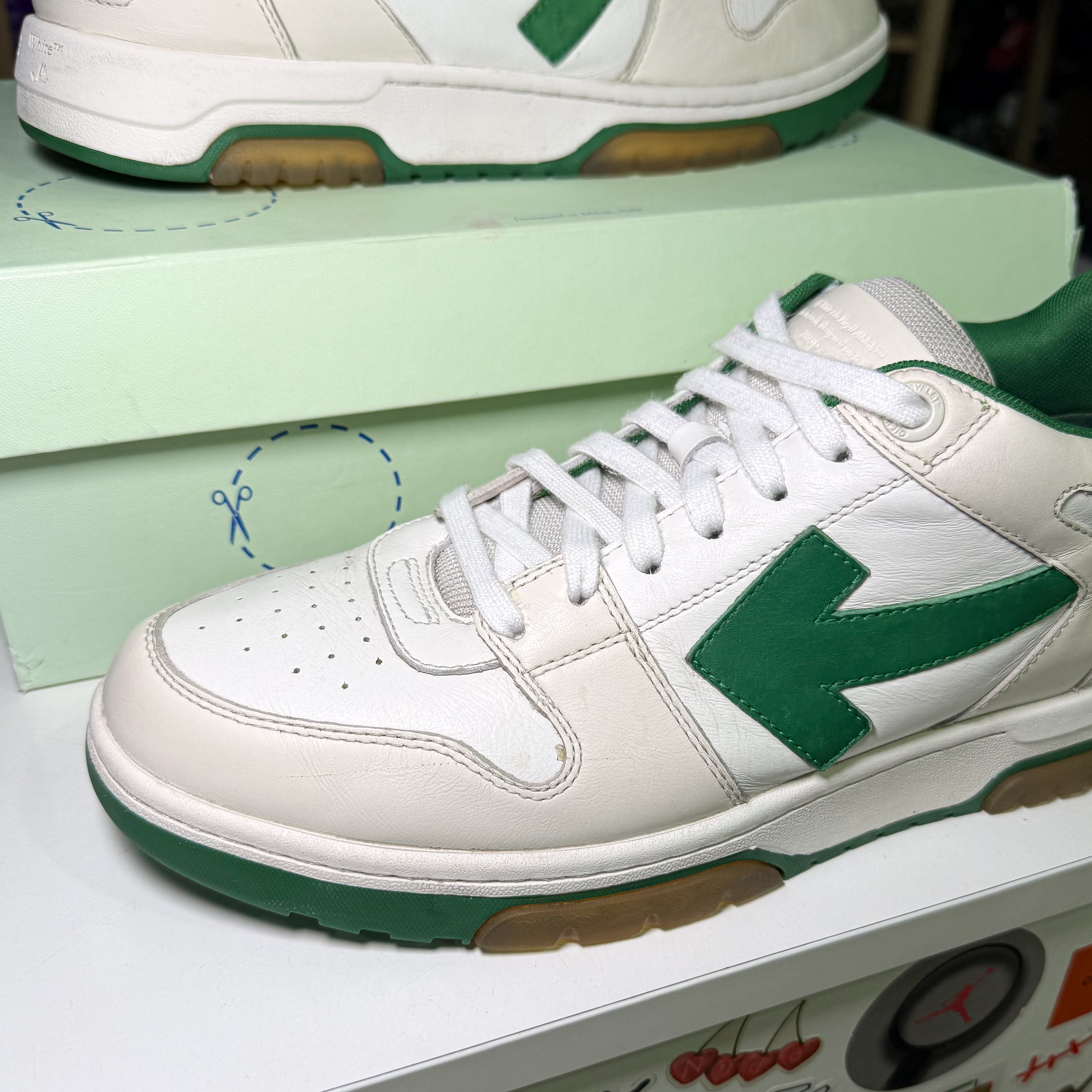 Off White Out of Office Low ‘White Green’ - Recondicionado