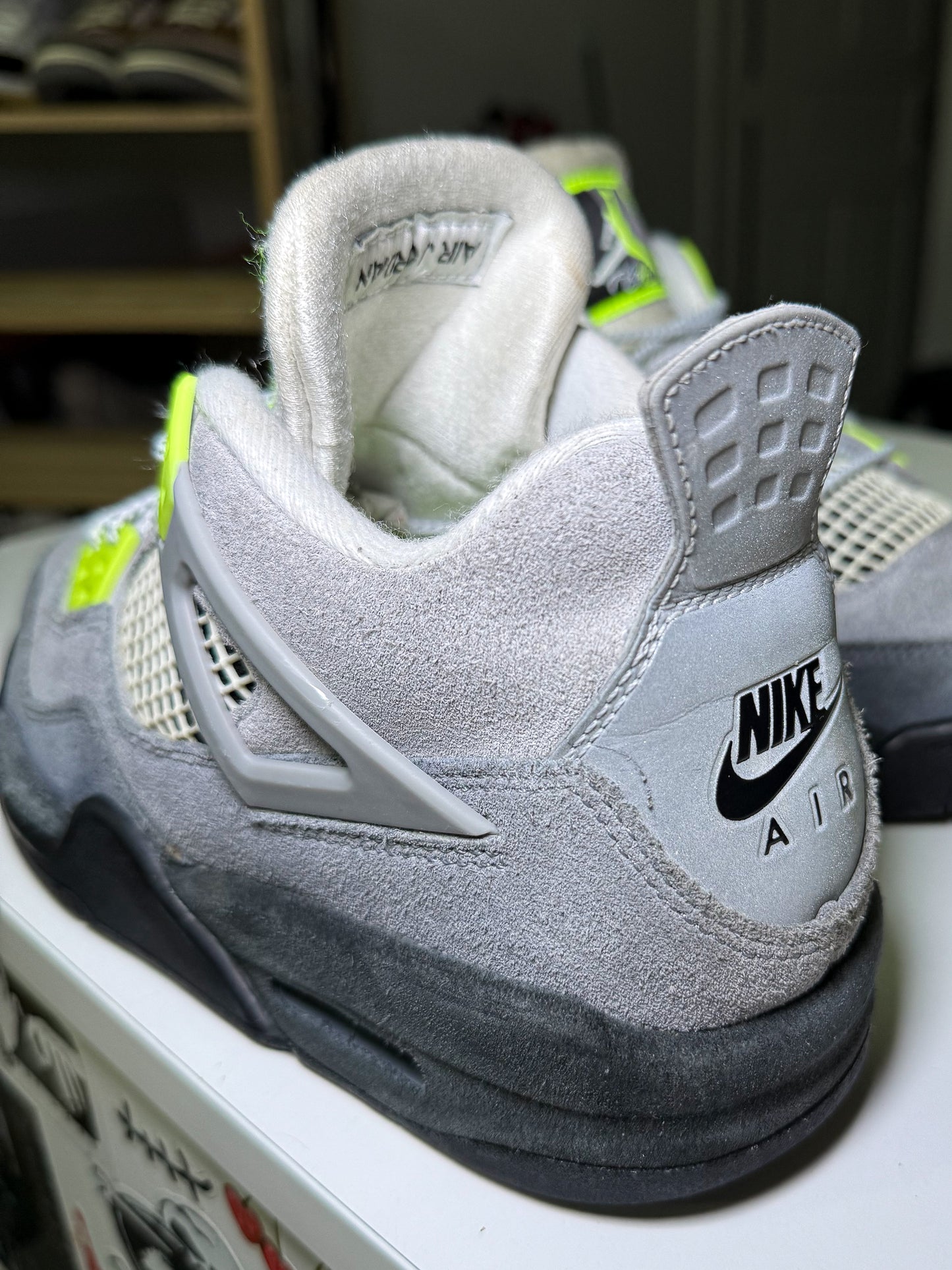 Air Jordan 4 Retro SE ‘Neon 95’ GS 2020 - Recondicionado