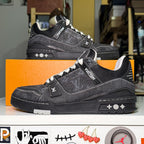 Louis Vuitton LV Trainer ‘Black Monogram Denim’ - Recondicionado
