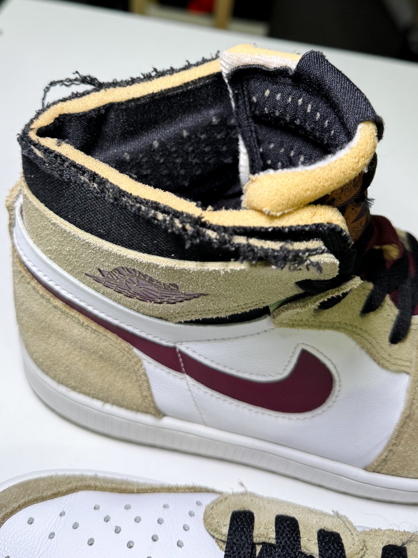 Air Jordan 1 Zoom CMFT ‘Neutral Olive Cherrywood’ 2022 - Recondicionado