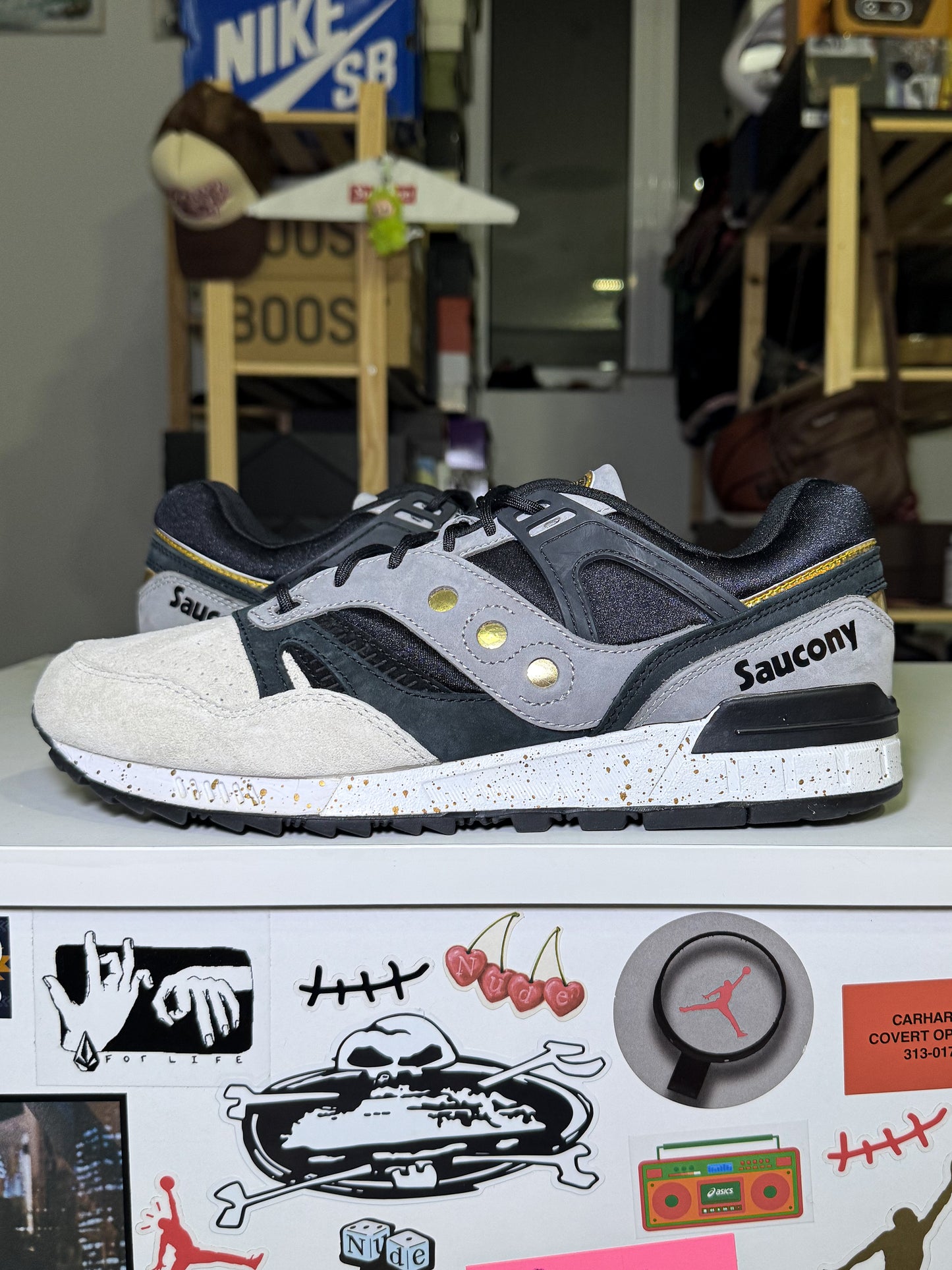 Saucony Grid SD x SneakerShouts ‘Portuguese Gold’ 2017 - DS