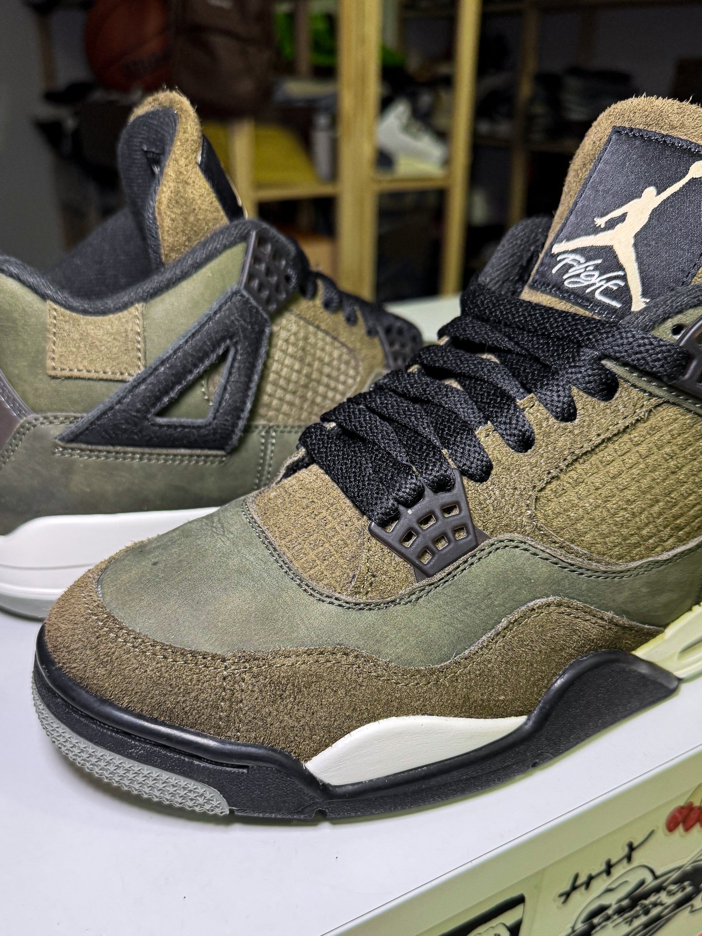 Air Jordan 4 Retro SE Craft 'Medium Olive' 2023 - Recondicionado