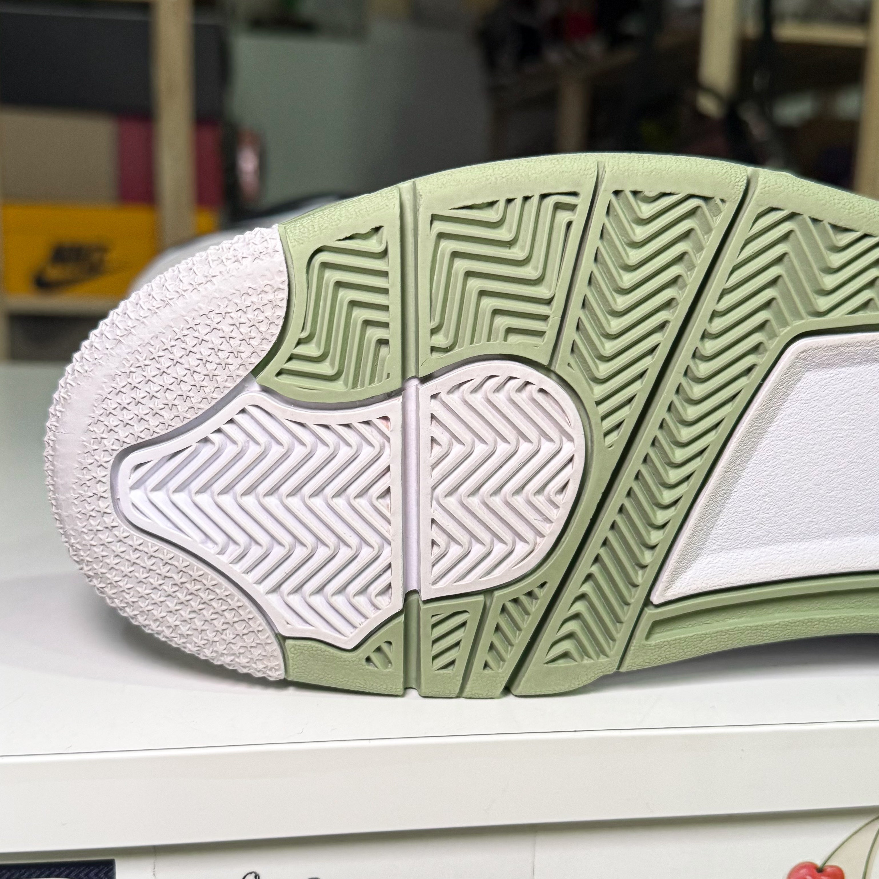 Air Jordan 4 Retro 'Seafoam' W 2023 - Recondicionado