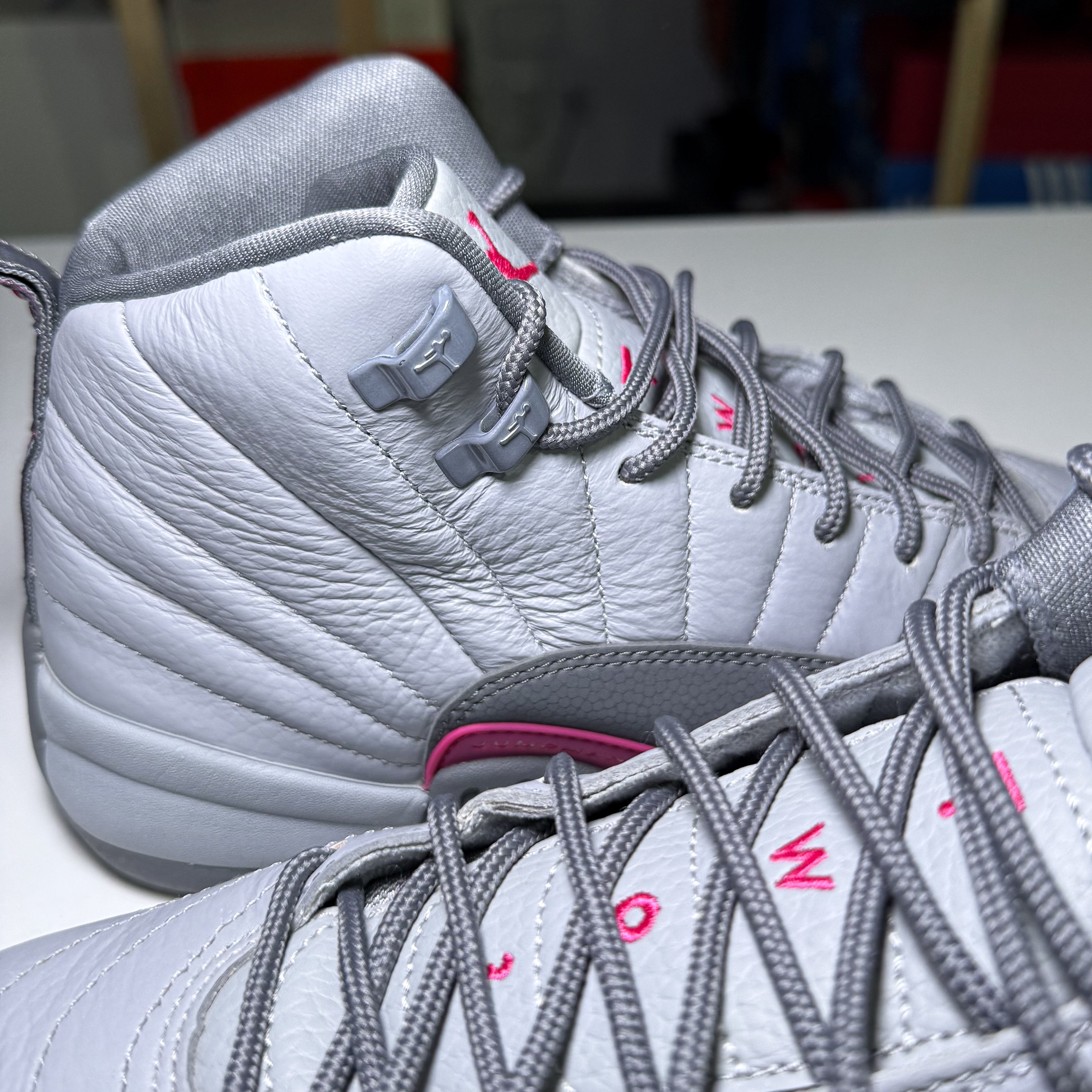 Air Jordan 12 Retro ‘Vivid Pink’ GG 2017 - Recondicionado