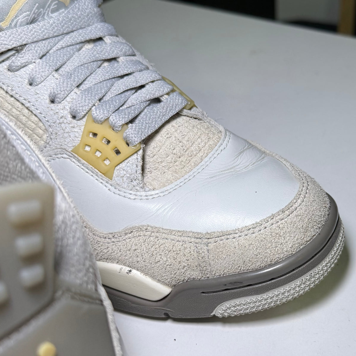 Air Jordan 4 Retro Craft SE ‘Photon Dust’ 2023 - Recondicionado