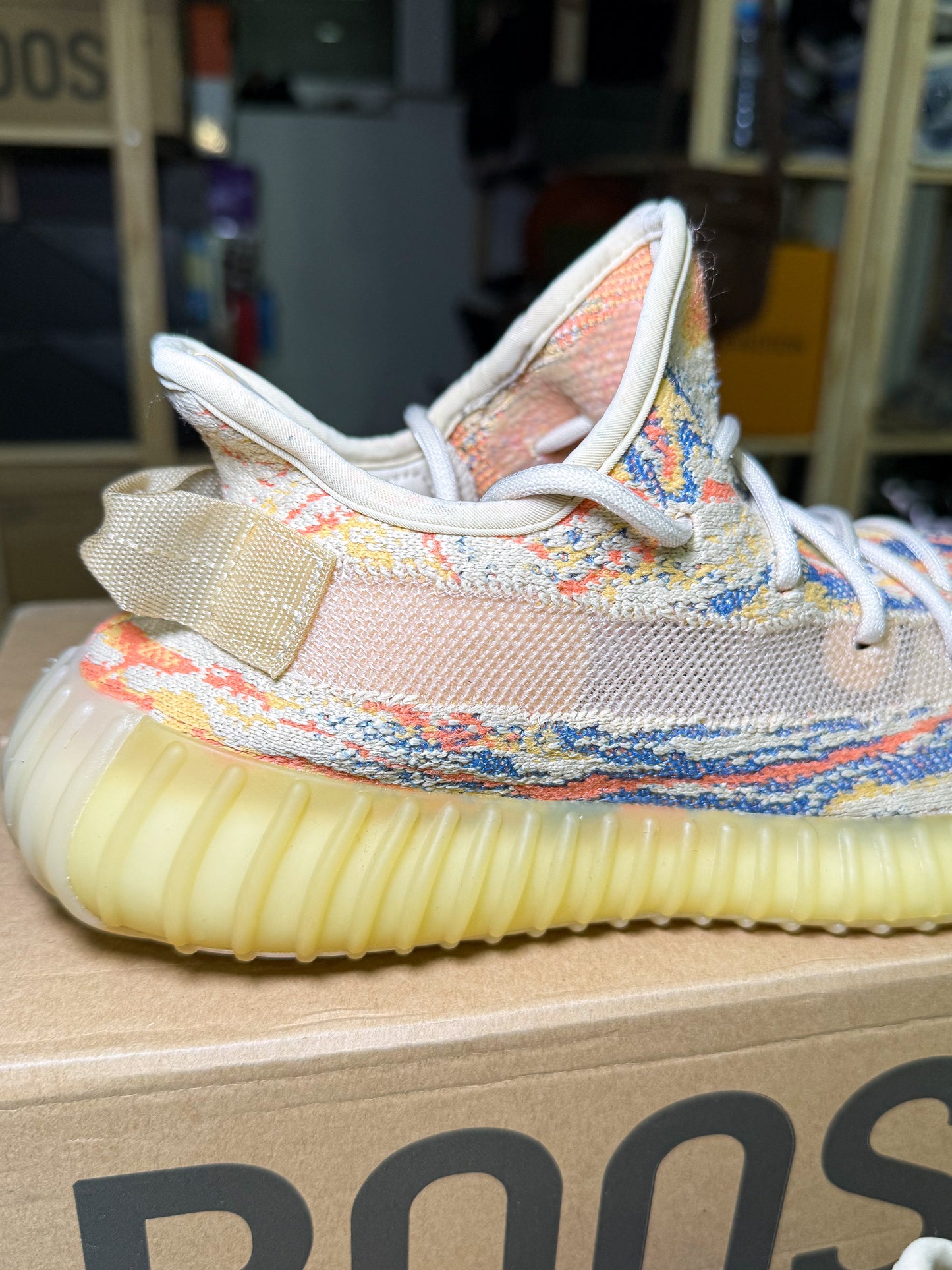 Adidas Yeezy Boost 350 v2 ‘Mx Oat’ 2021 - Recondicionado