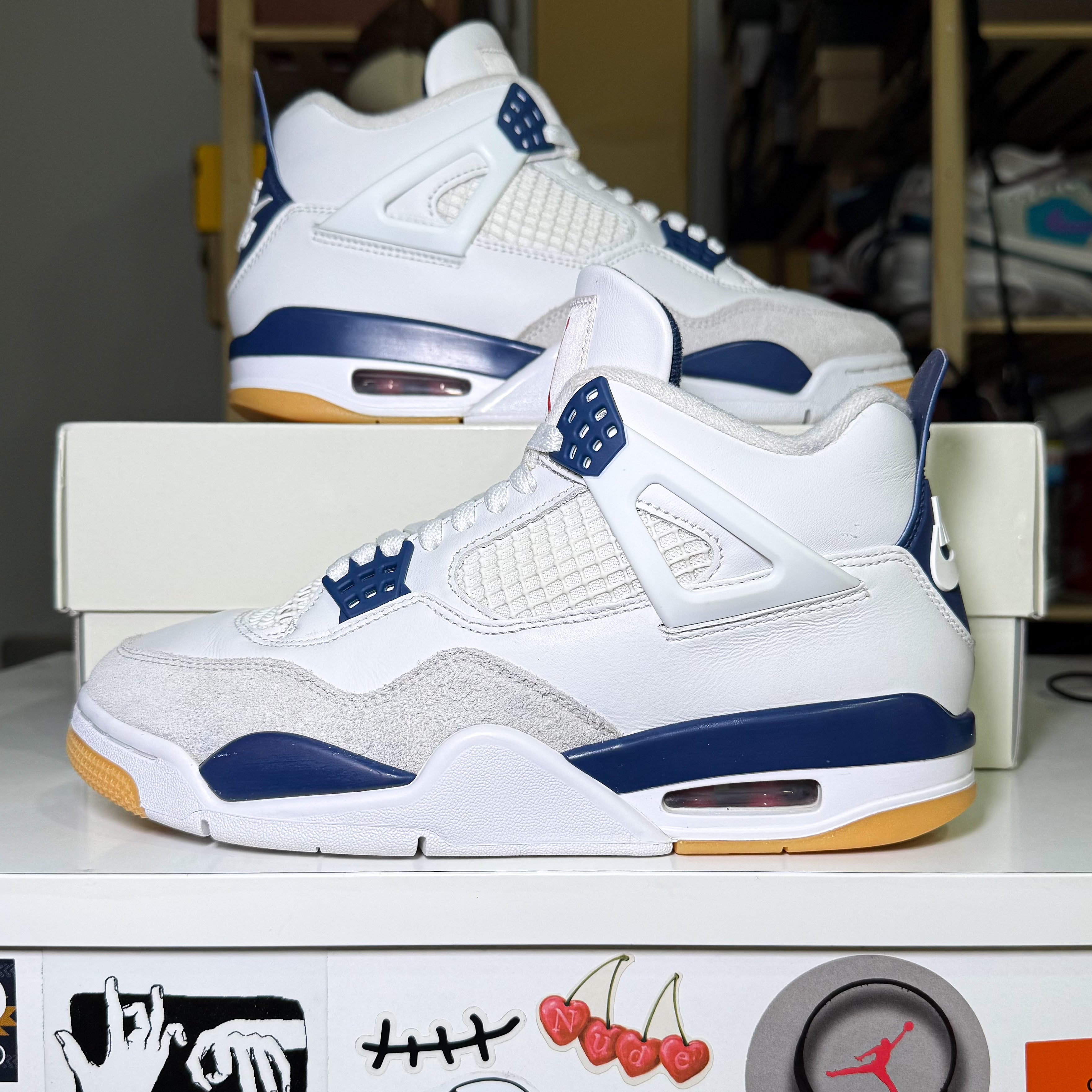 Air Jordan 4 Retro SB ‘Navy’ 2025 - Recondicionado