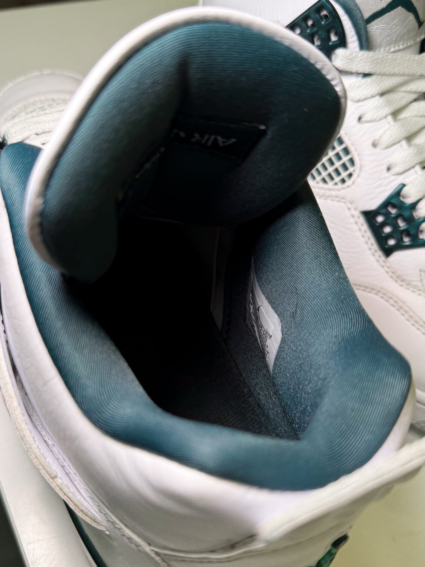 Air Jordan 4 Retro 'Oxidized Green' 2024 - Recondicionado