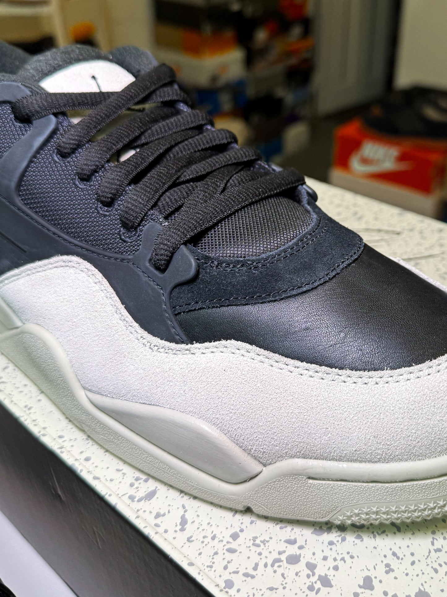 Air Jordan 4 RM ‘Black Light Bone’ 2024 - DS
