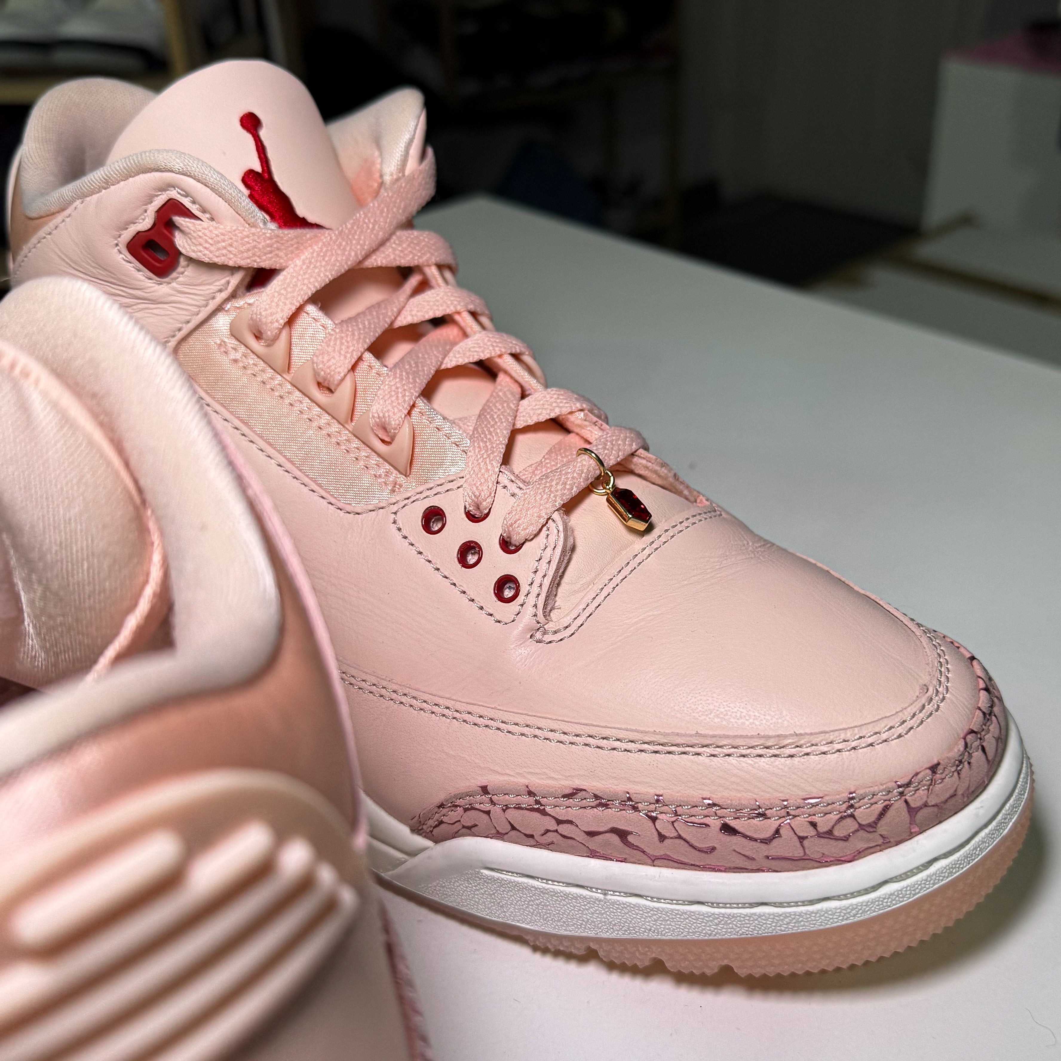 Air Jordan 3 Retro ‘Treat Yourself’ W 2025 - Recondicionado