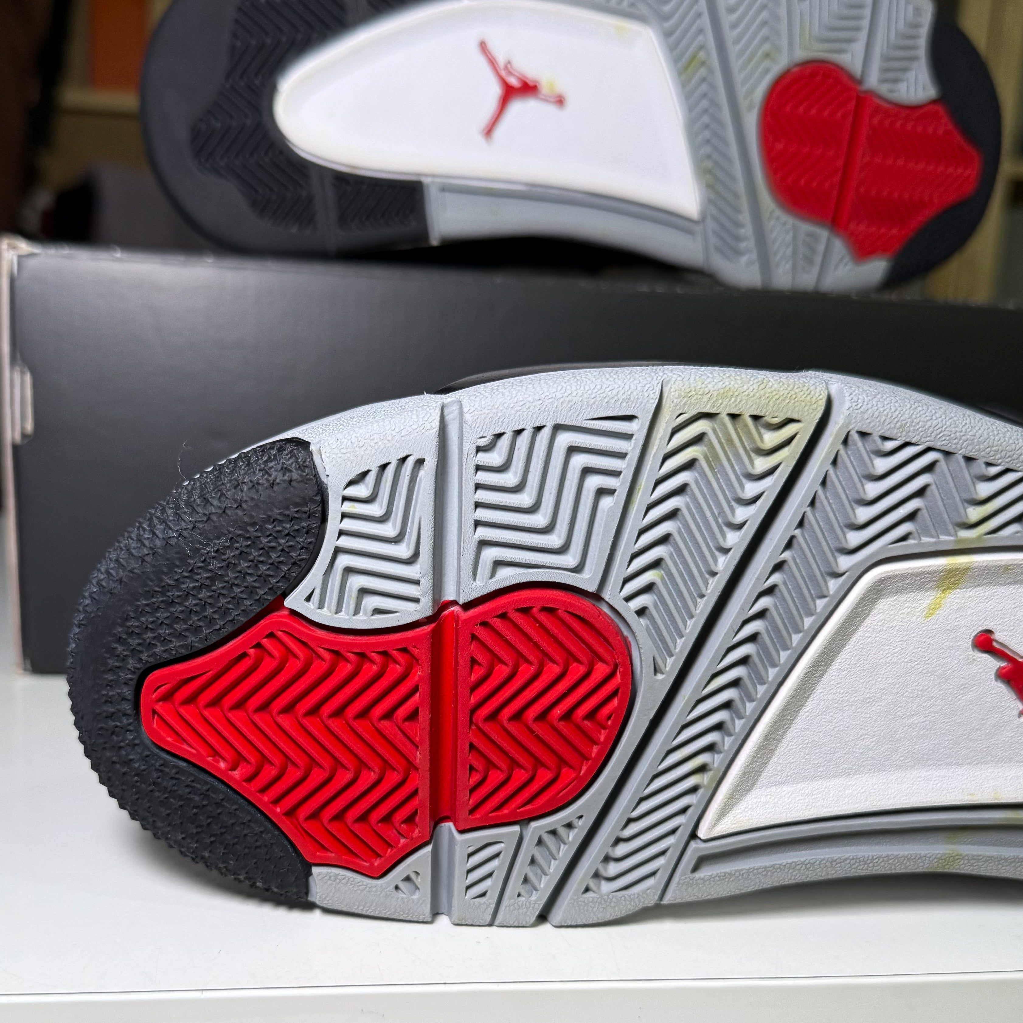 Air Jordan 4 Retro 'Black Canvas' 2022 - Recondicionado