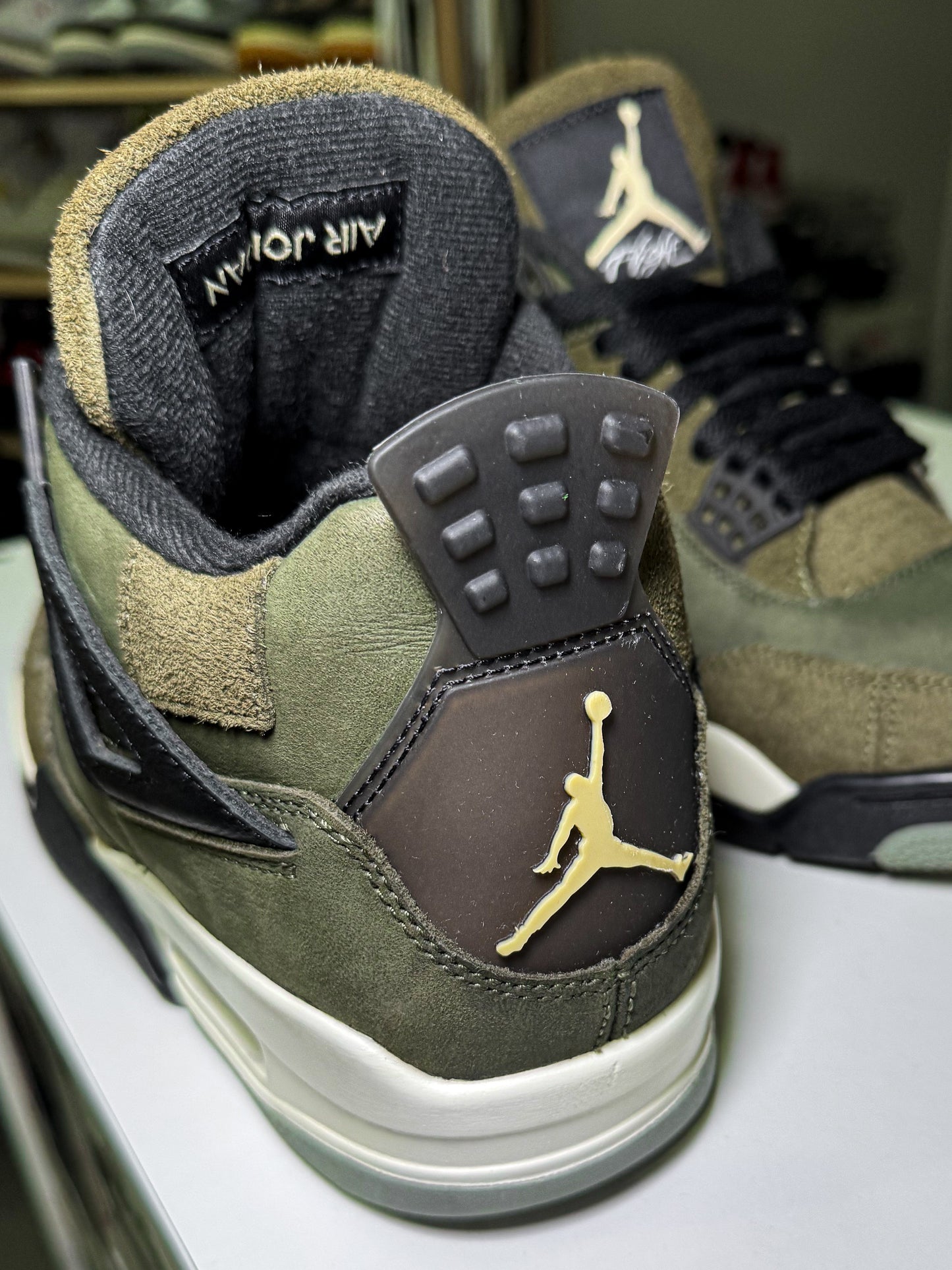 Air Jordan 4 Retro SE Craft 'Medium Olive' 2023 - Recondicionado