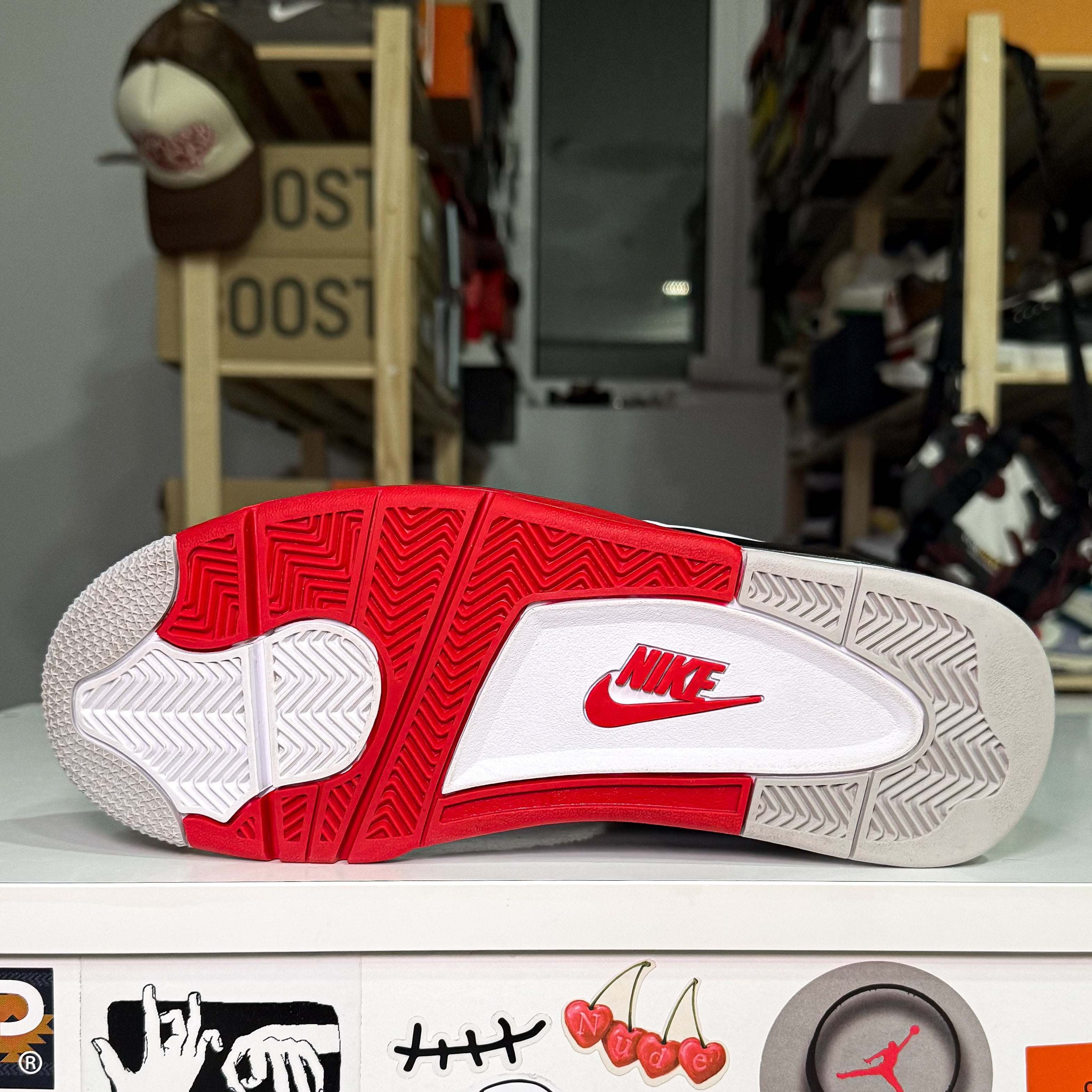 Air Jordan 4 Retro 'Fire Red' 2020 - Recondicionado