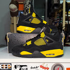 Air Jordan 4 Retro 'Thunder' 2023 - Recondicionado