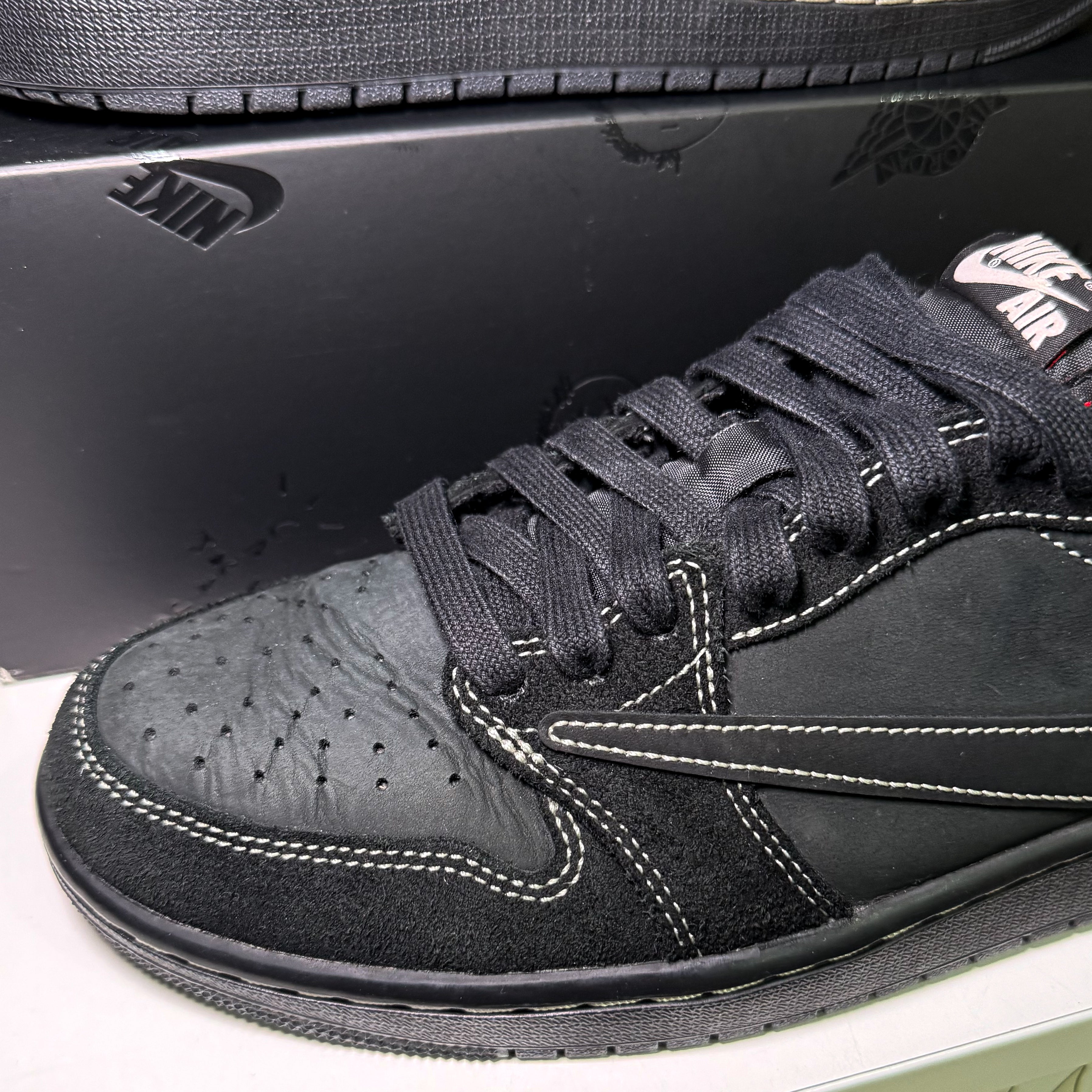 Air Jordan 1 Low OG SP x Travis Scott 'Black Phantom' 2022 - Recondicionado