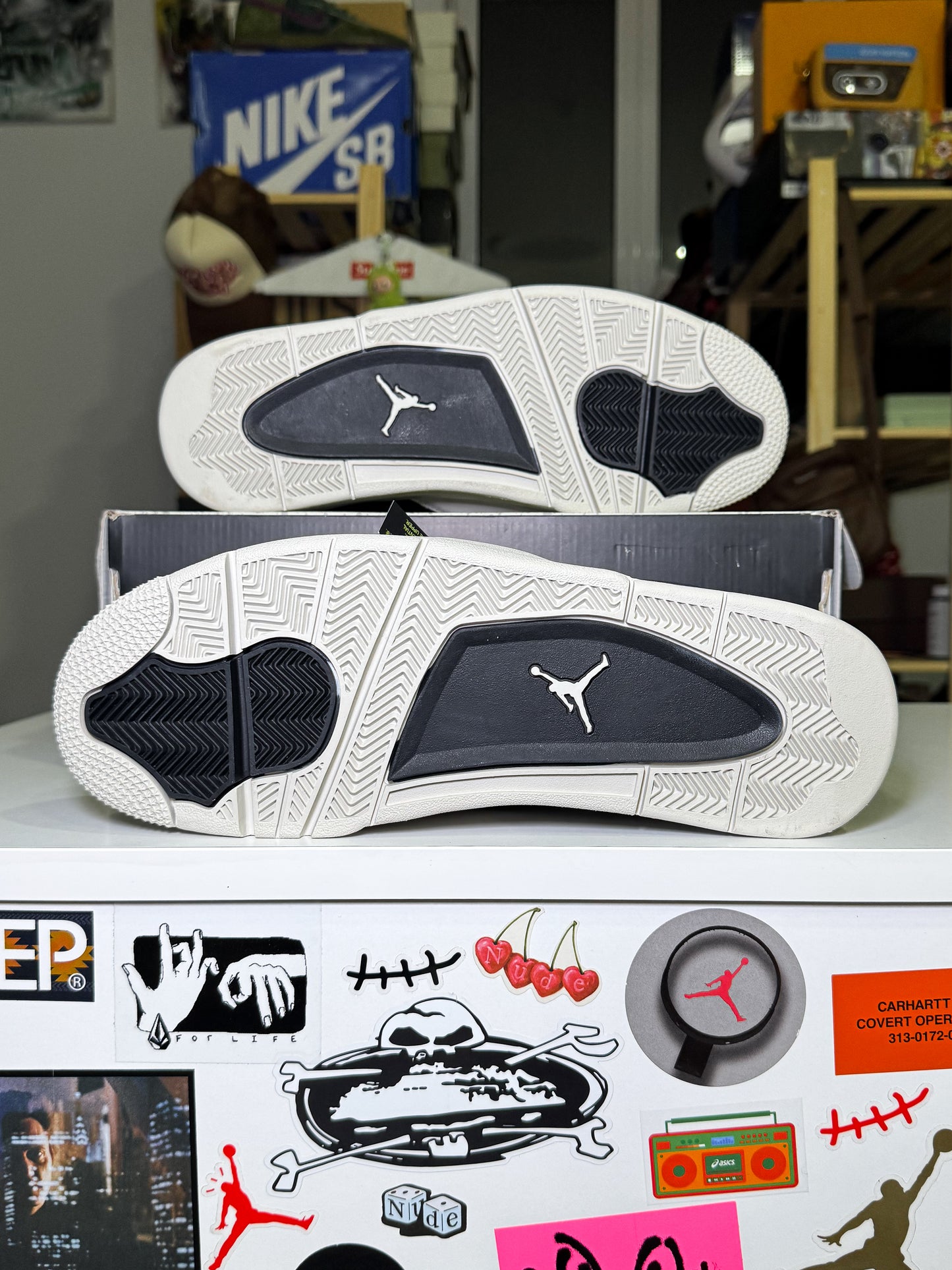 Air Jordan 4 RM ‘Black Light Bone’ 2024 - DS