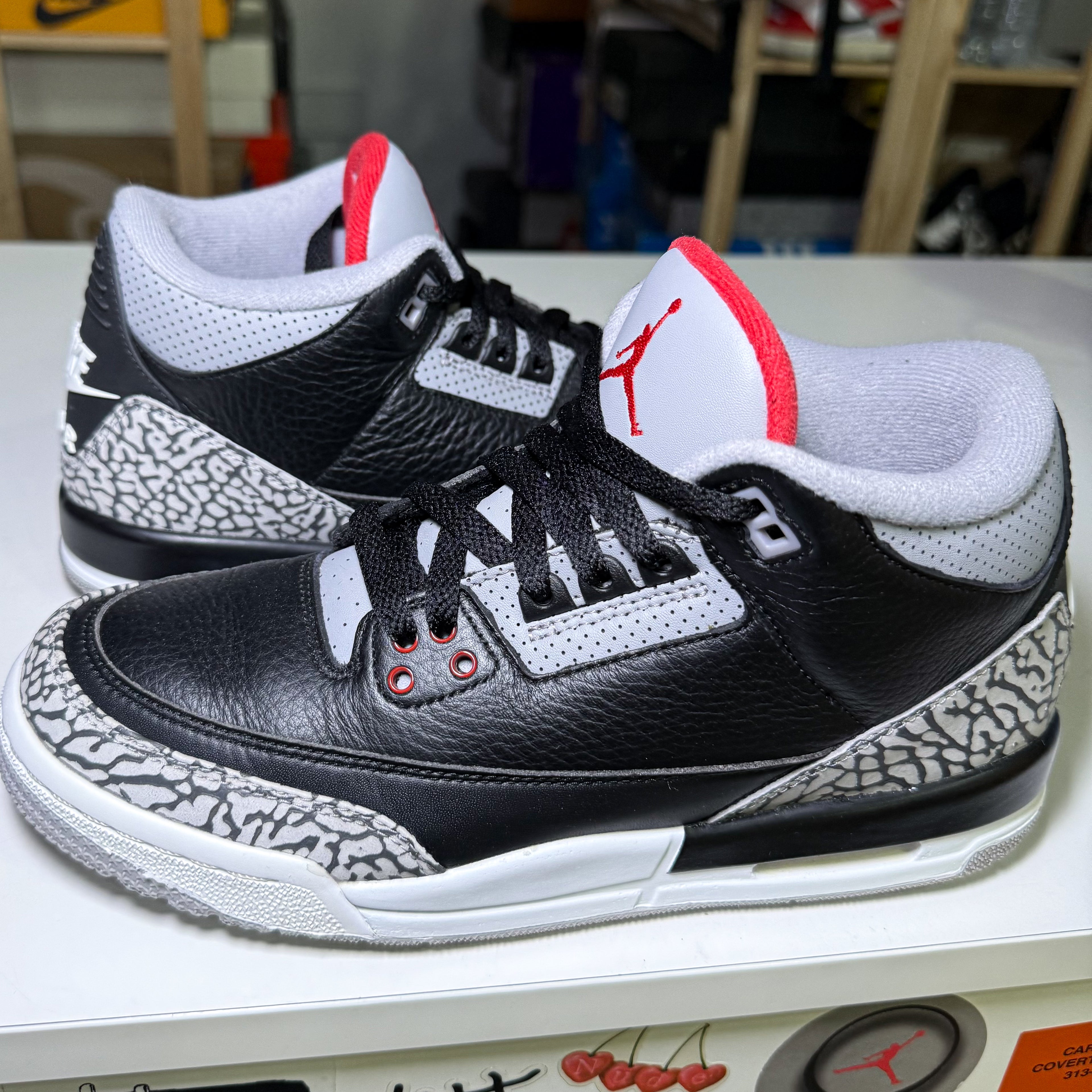 Air Jordan 3 Retro OG ‘Black Cement’ BG 2018 - Recondicionado