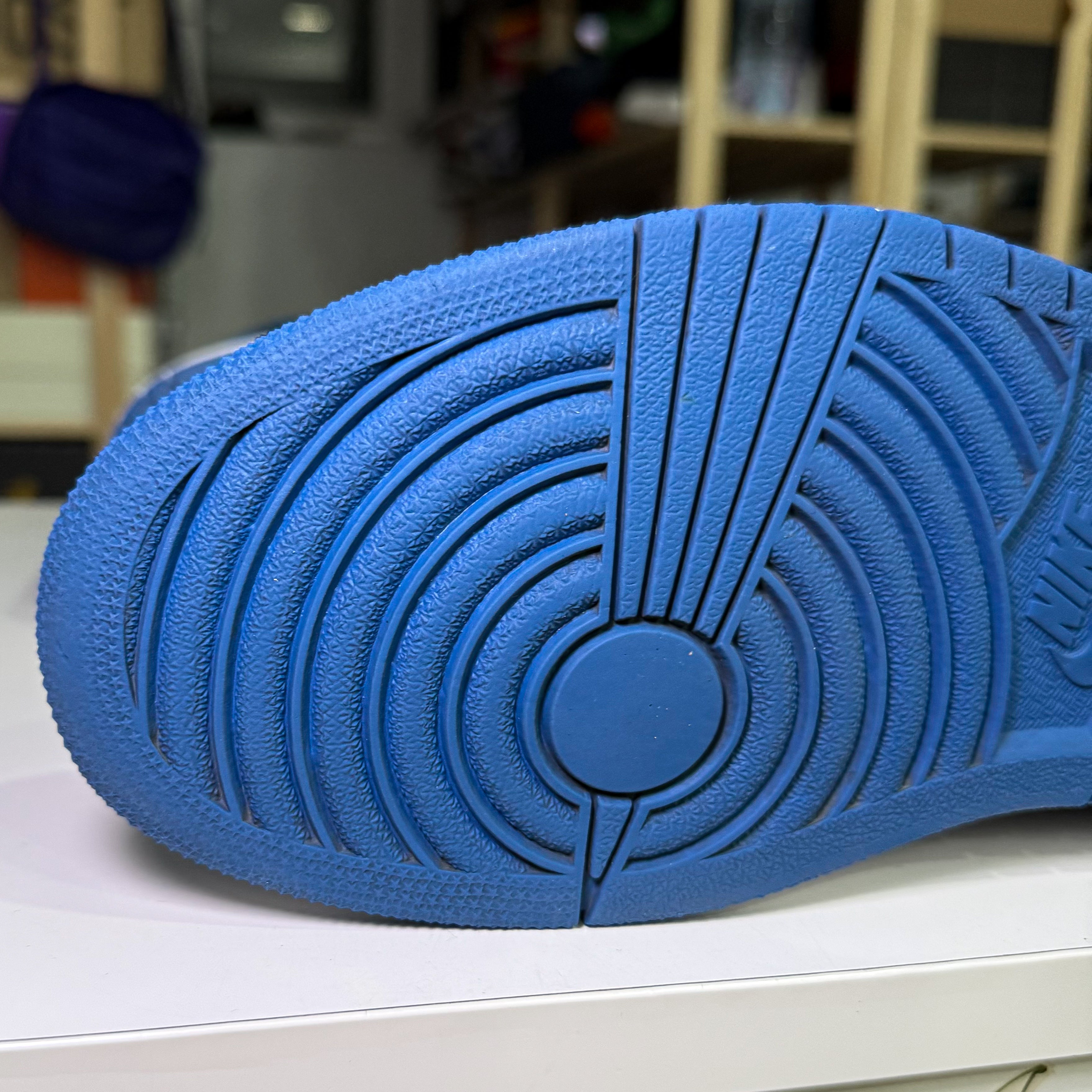 Air Jordan 1 Retro High OG ‘Dark Marina Blue’ 2022 - Recondicionado