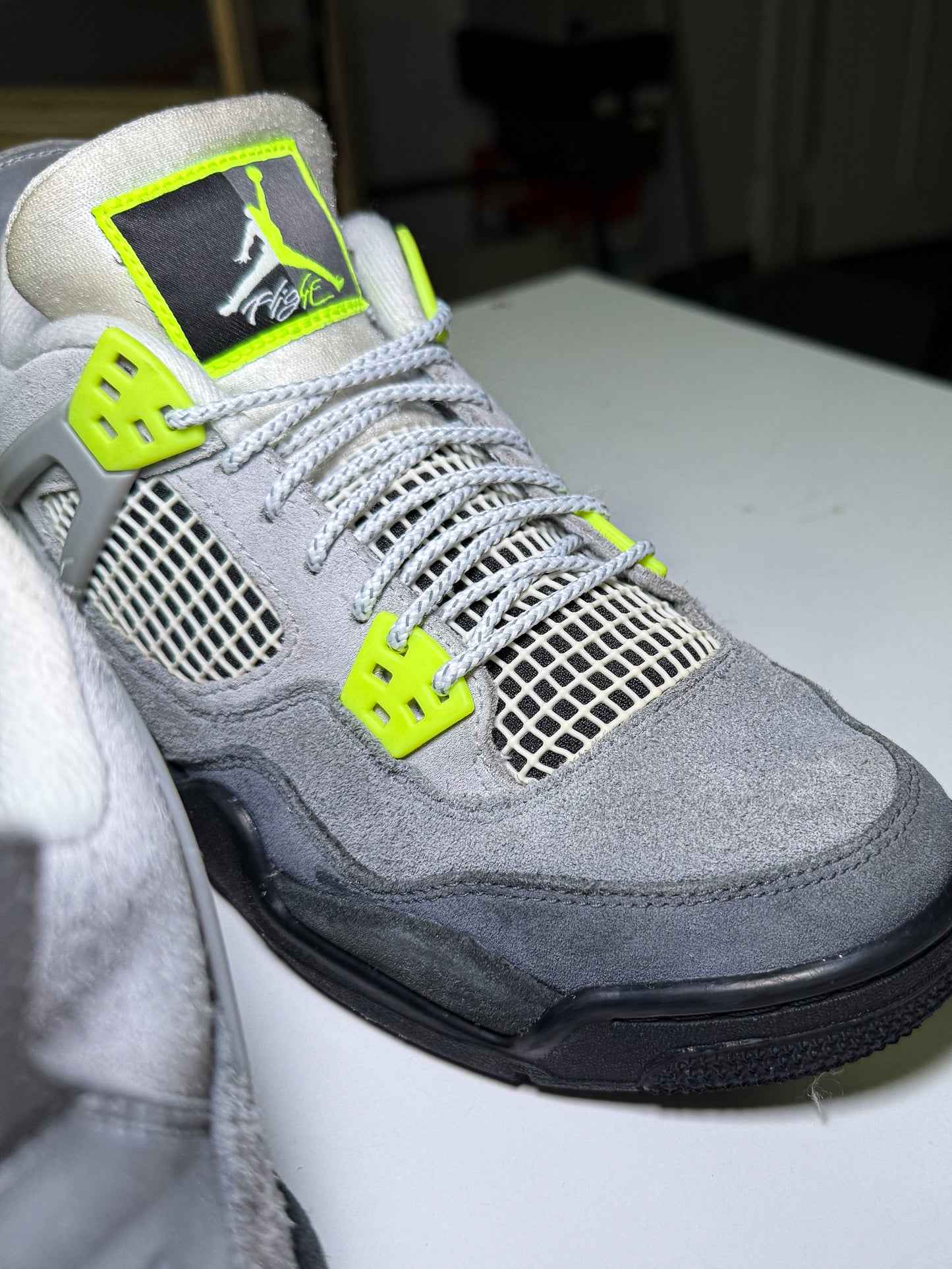 Air Jordan 4 Retro SE ‘Neon 95’ GS 2020 - Recondicionado