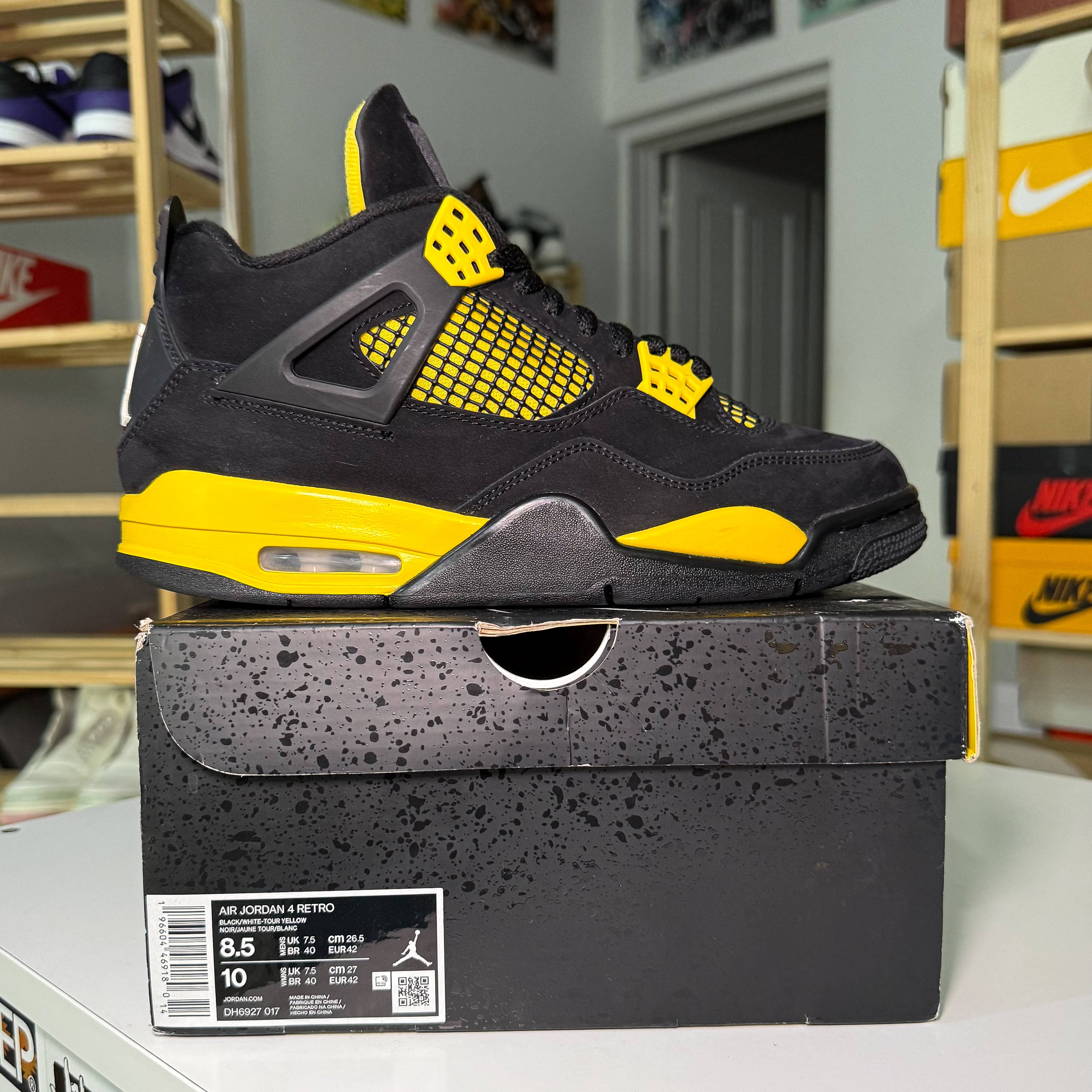 Air Jordan 4 Retro 'Thunder' 2023 - Recondicionado