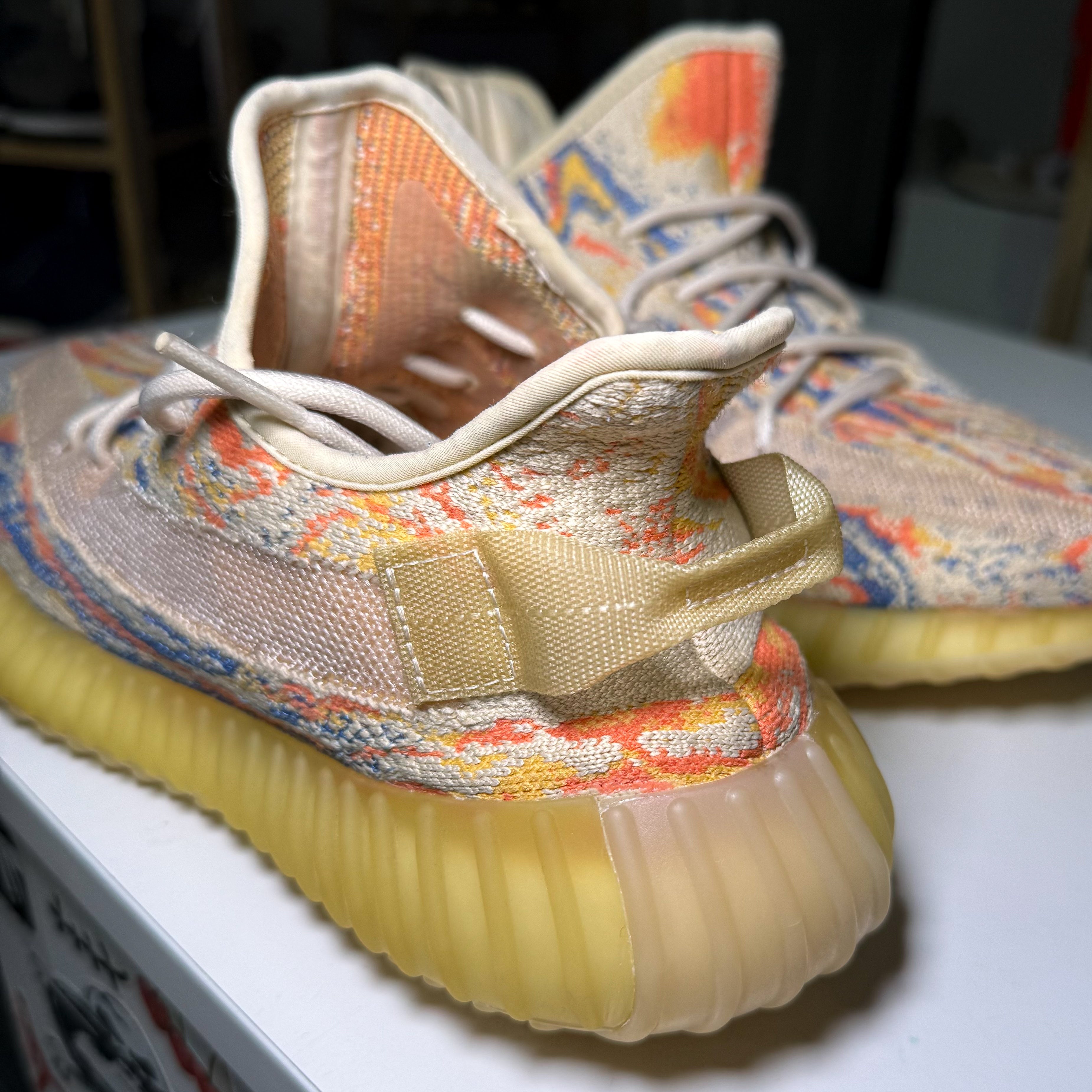 Adidas Yeezy Boost 350 v2 ‘Mx Oat’ 2021 - Recondicionado