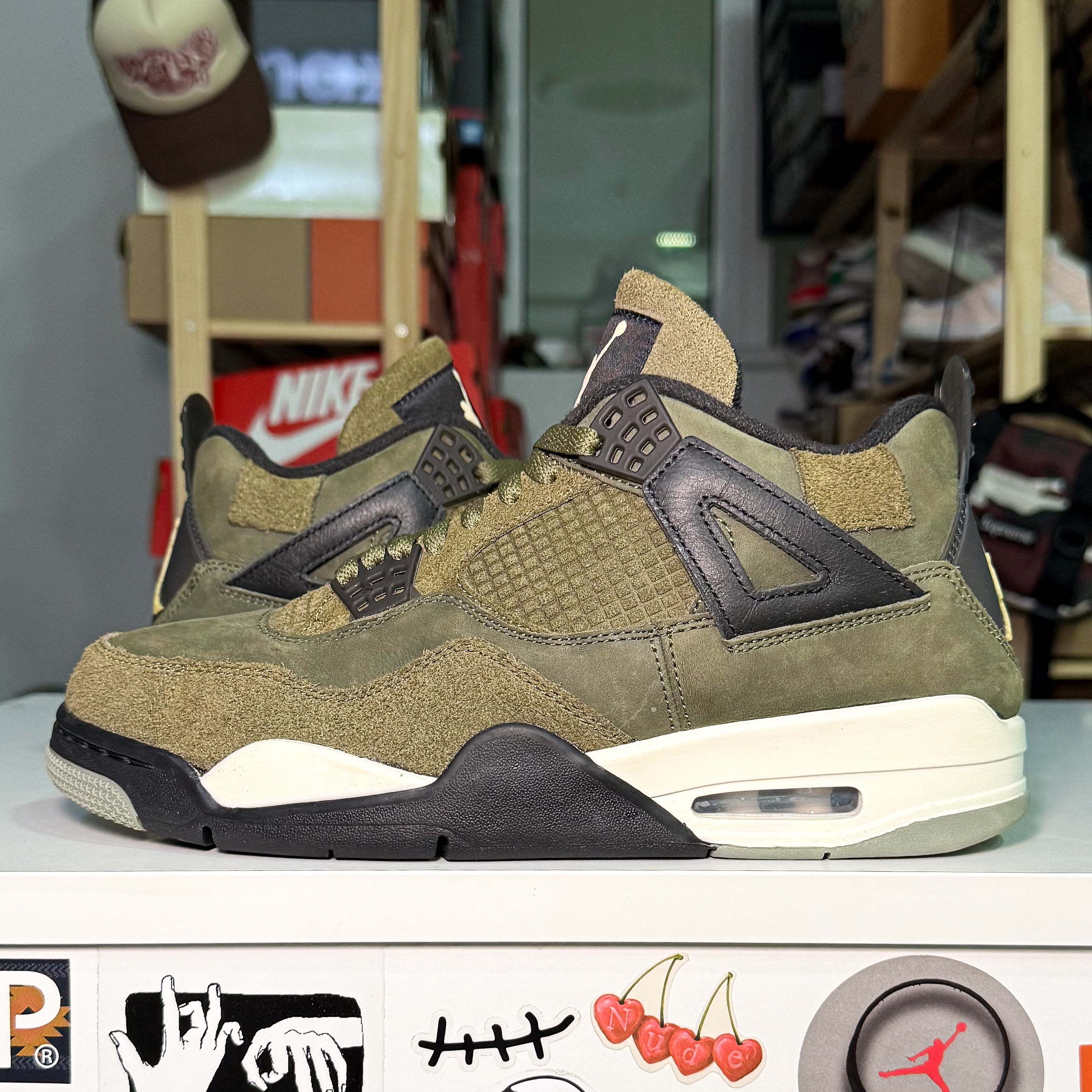 Air Jordan 4 Retro SE Craft 'Medium Olive' 2023 - Recondicionado
