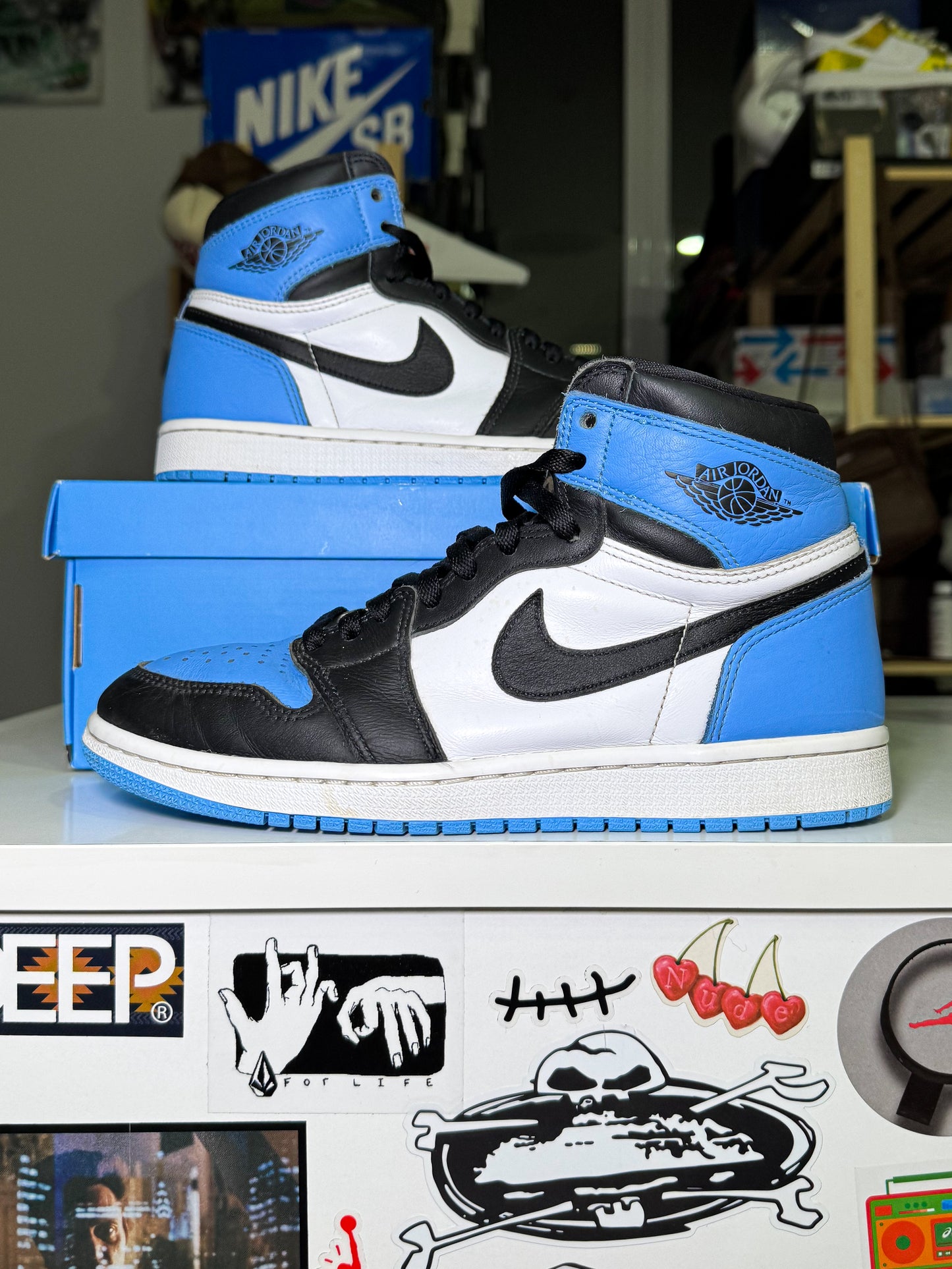 Air Jordan 1 Retro High OG ‘UNC Toe’ 2023 - Recondicionado