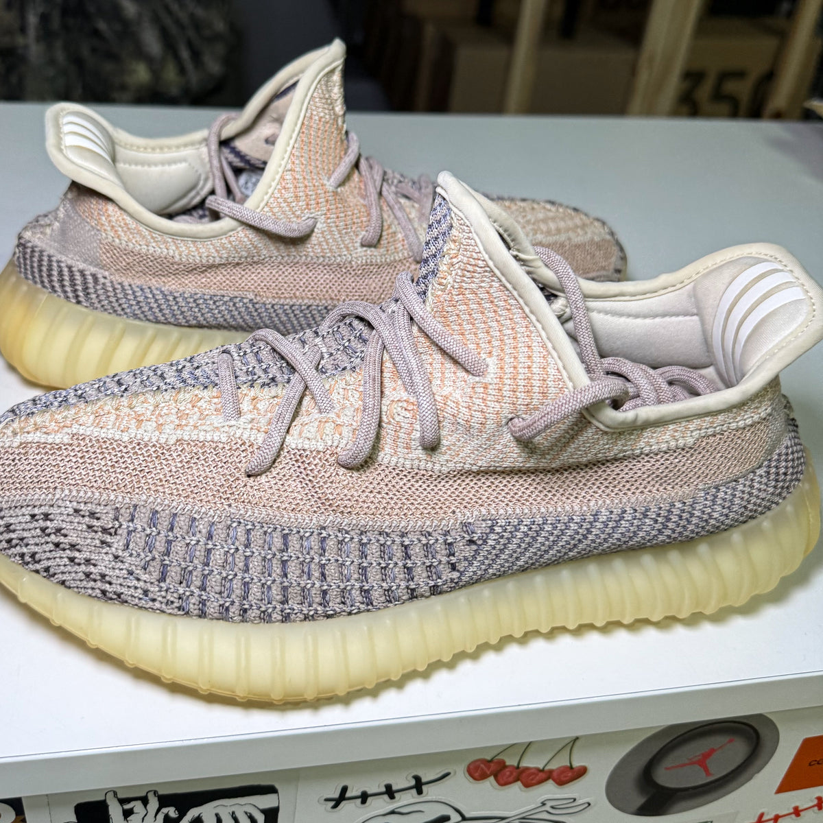 Adidas Yeezy Boost 350 v2 ‘Ash Pearl’ 2021 - Recondicionado