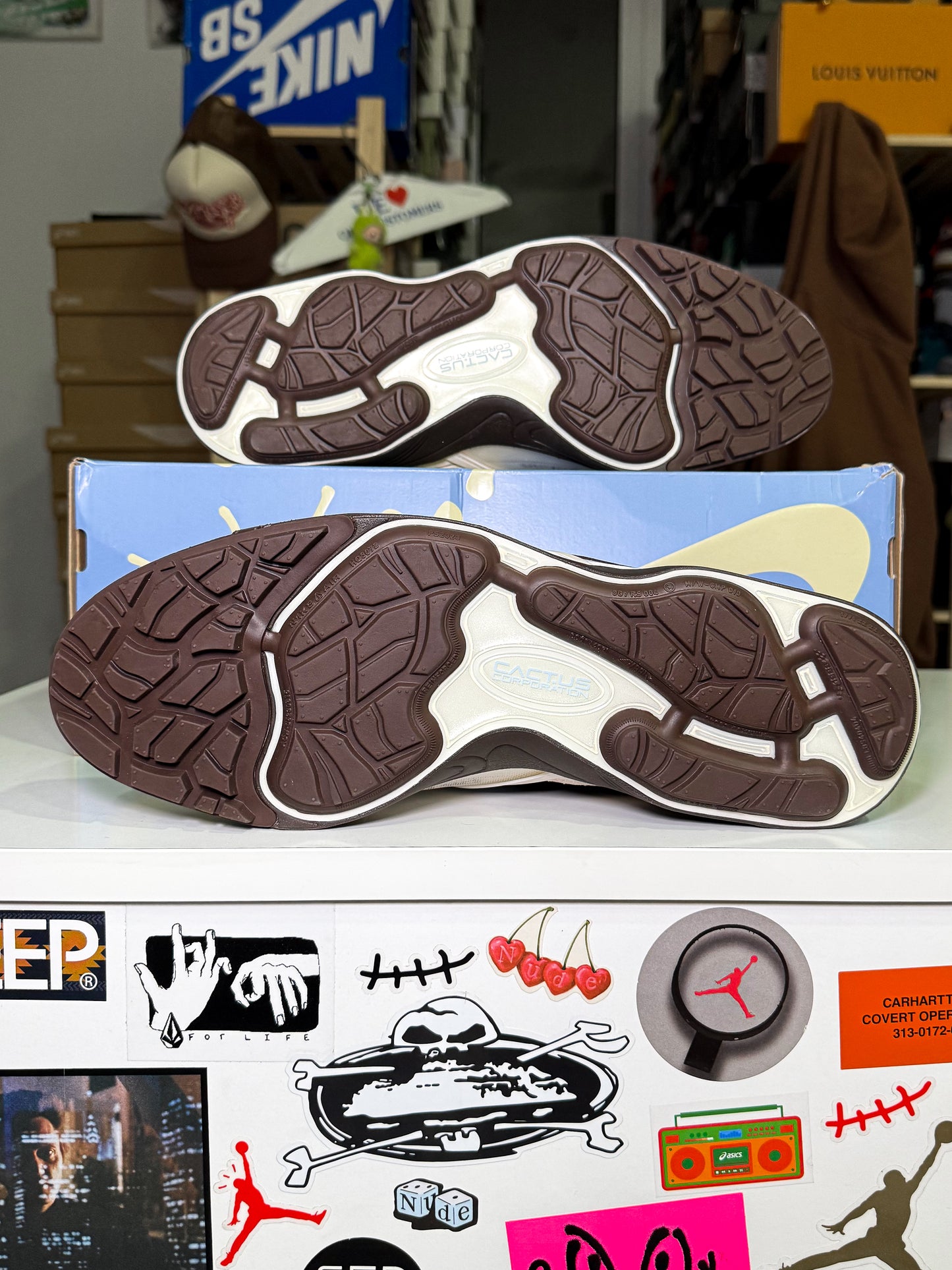 Nike Zoom Field Jaxx x Travis Scott ‘Leche Blue’ 2025 - DS