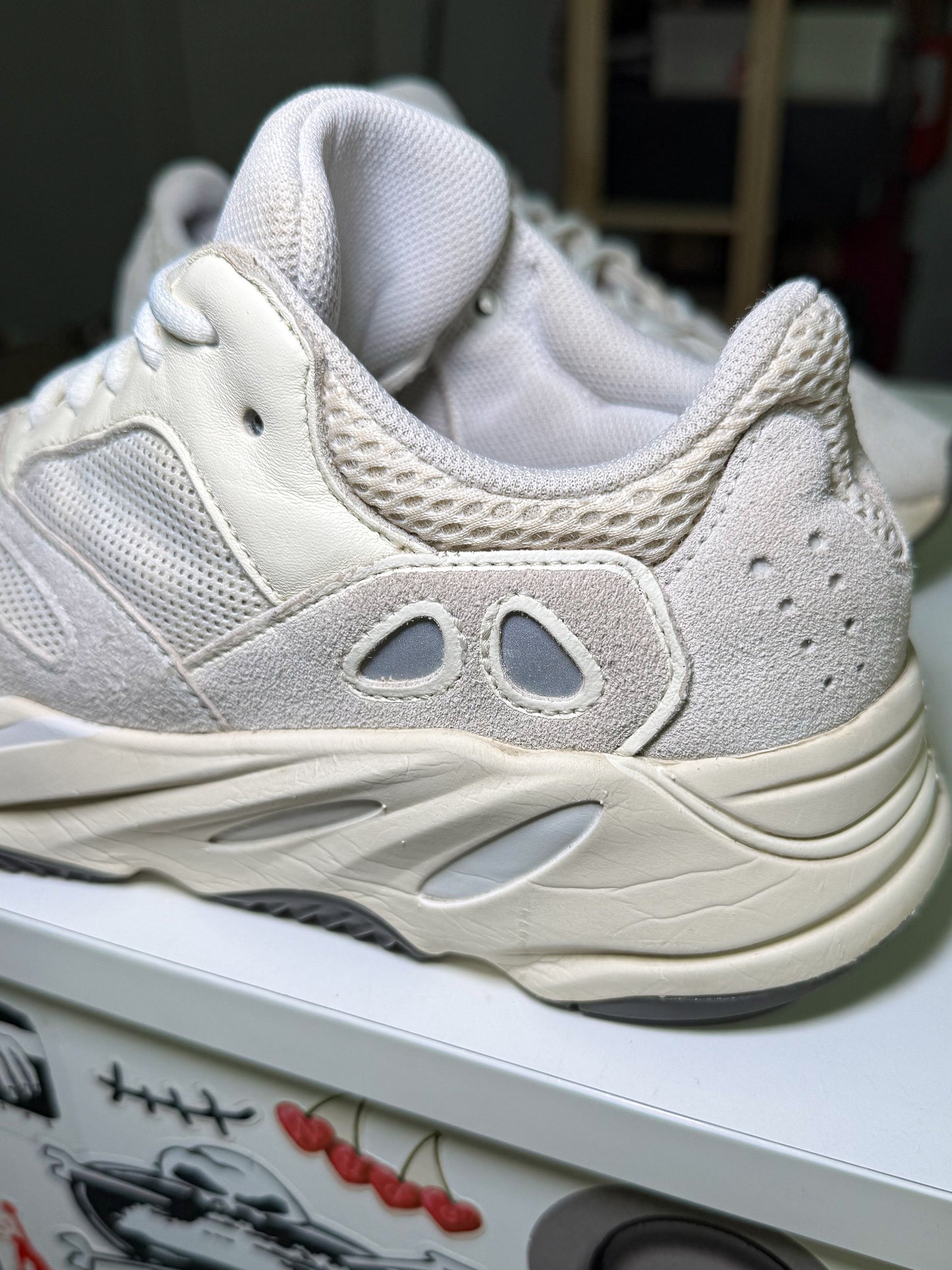 Adidas Yeezy Boost 700 ‘Analog’ 2019 - Recondicionado