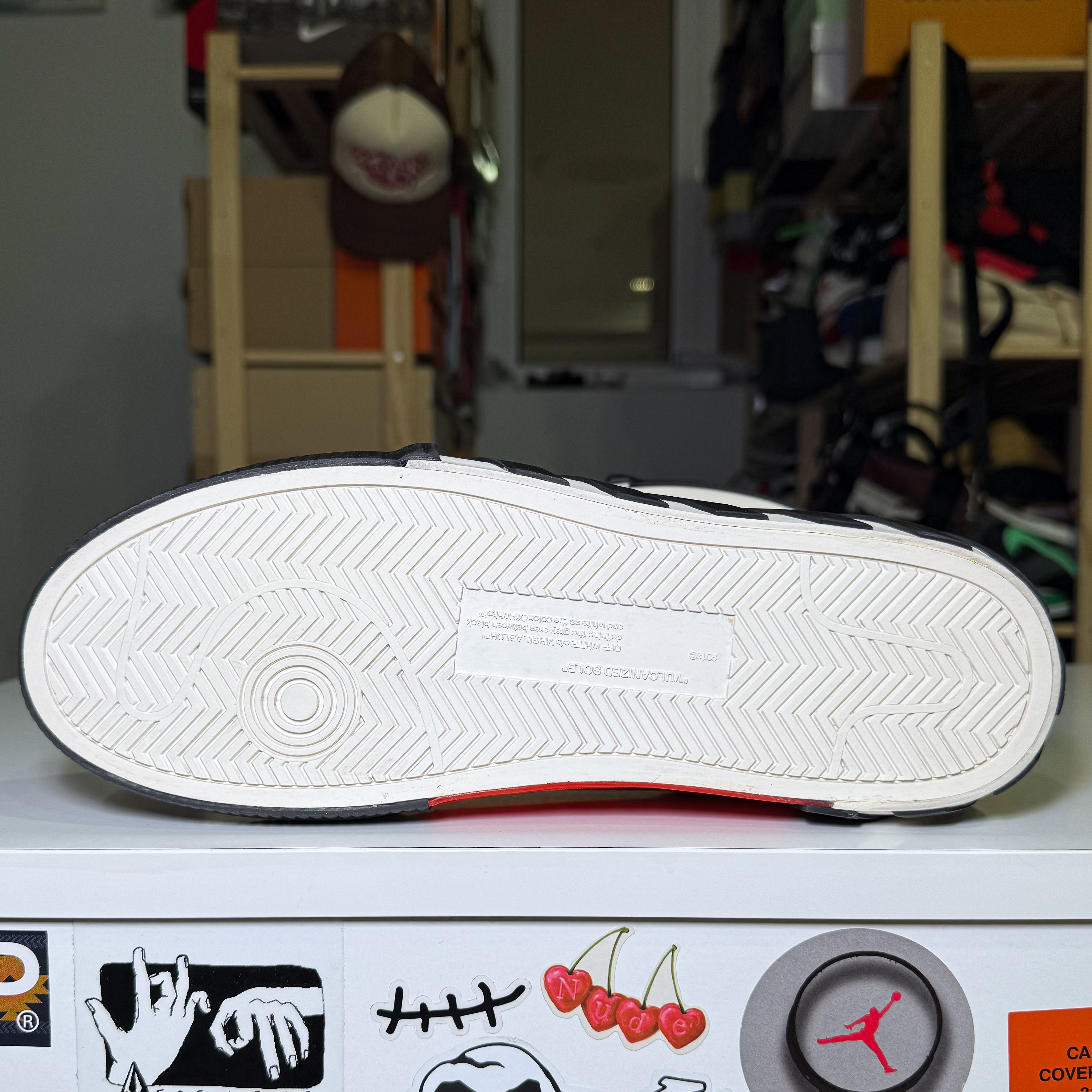 Off White Vulcanized Suede ‘Orange’ 2019 - Recondicionado