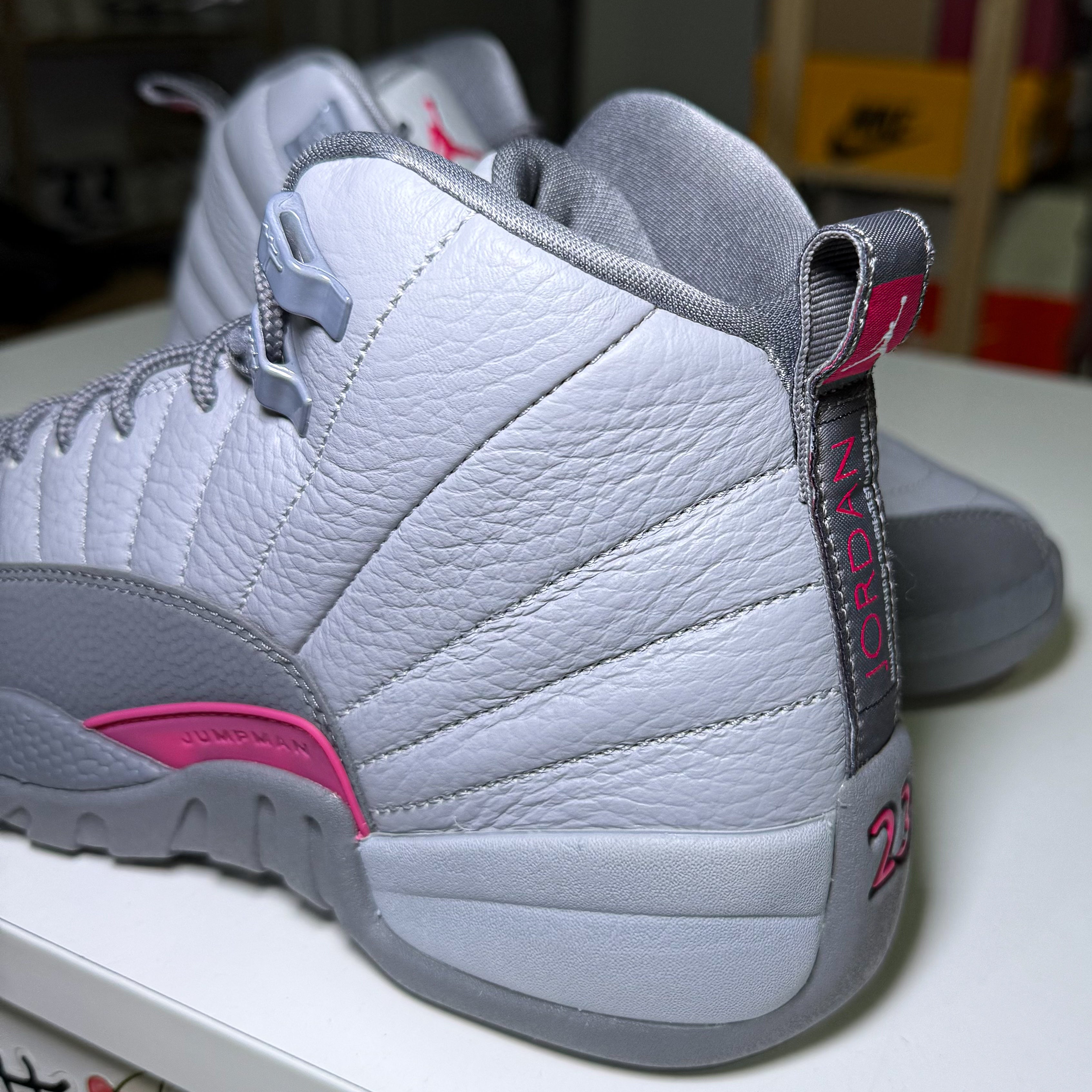 Air Jordan 12 Retro ‘Vivid Pink’ GG 2017 - Recondicionado