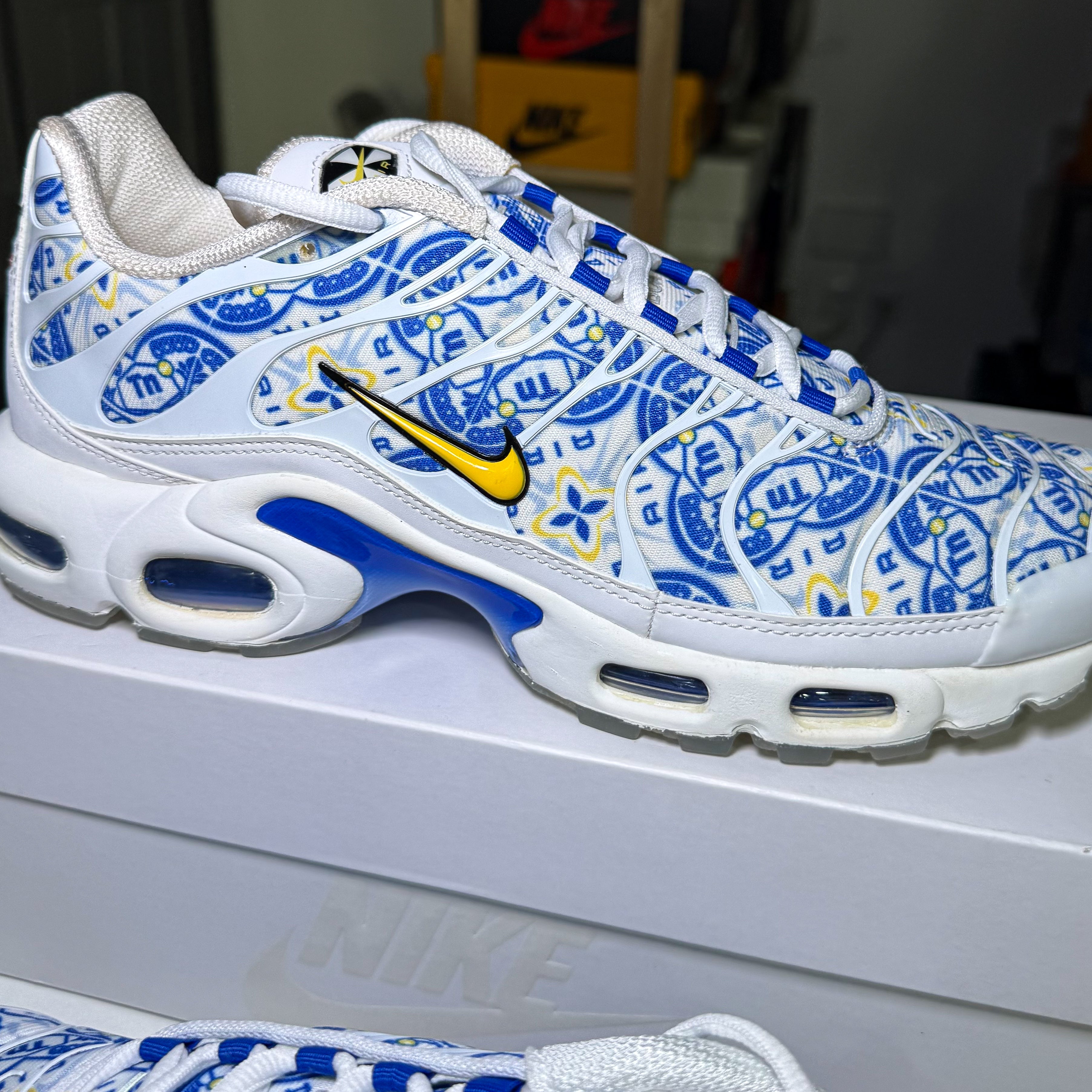 Nike Air Max TN Plus Lisboa 2025 - DS