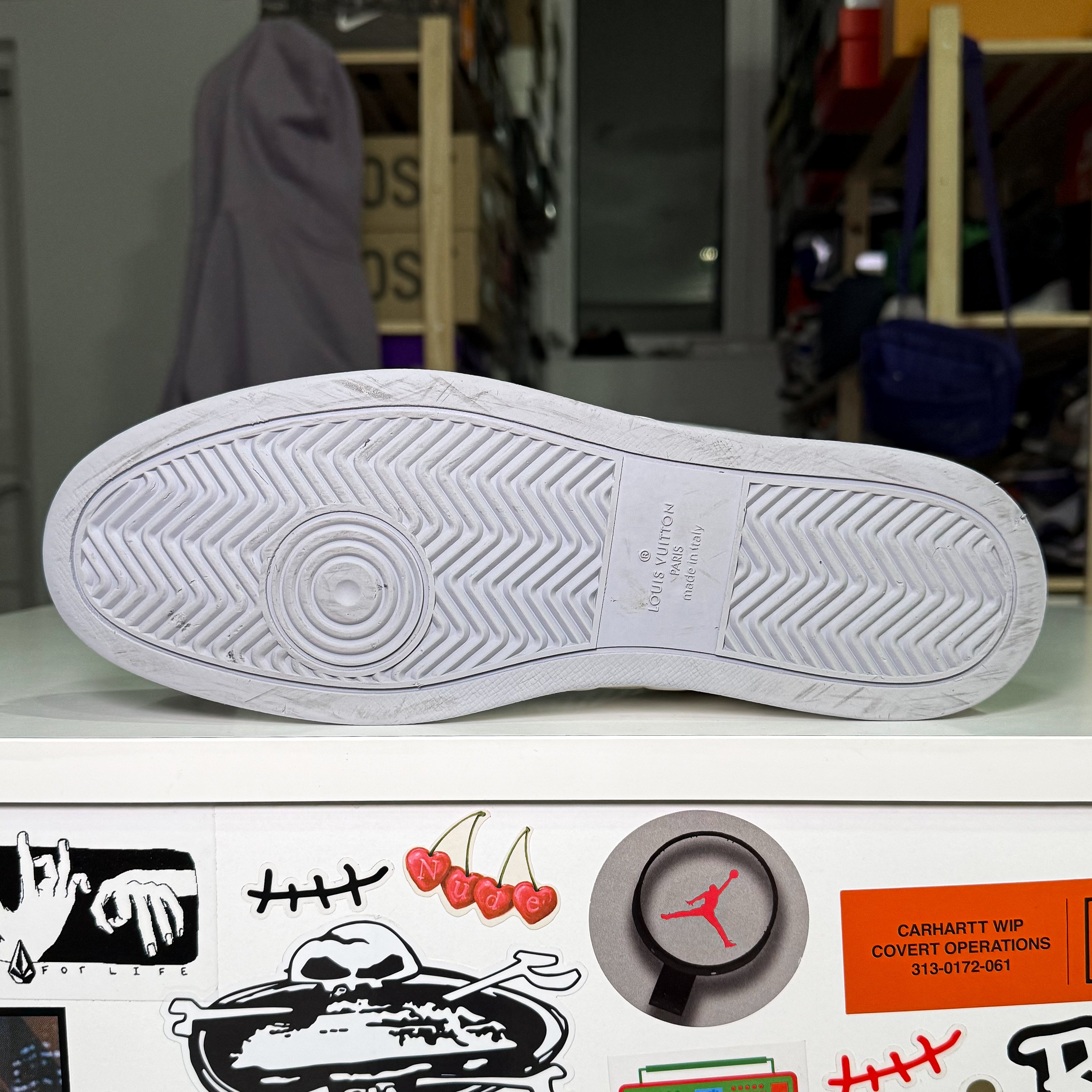 Louis Vuitton Rivoli Sneaker Low ‘White Grey’ - Recondicionado