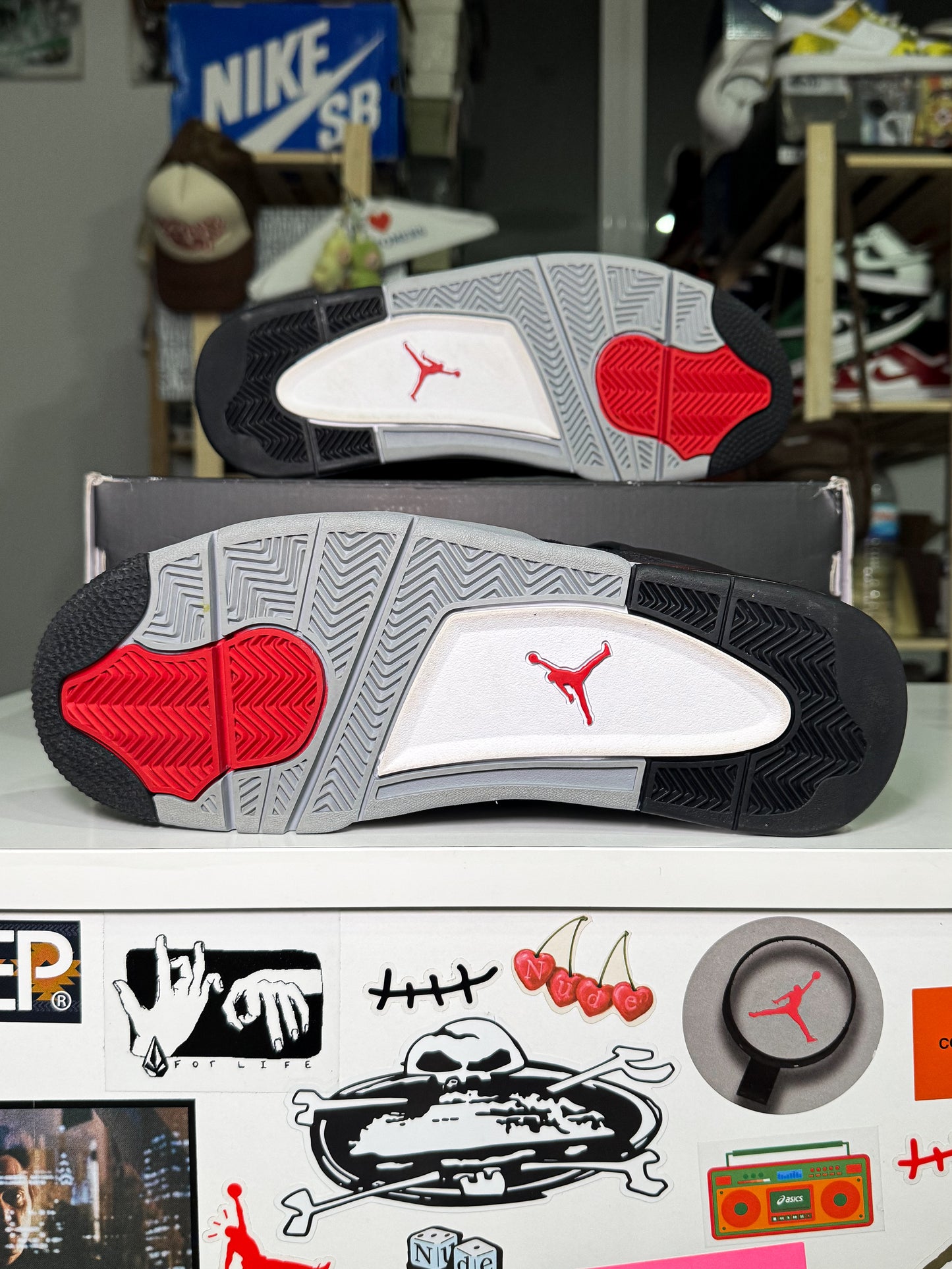 Air Jordan 4 Retro 'Black Canvas' 2022 - Recondicionado