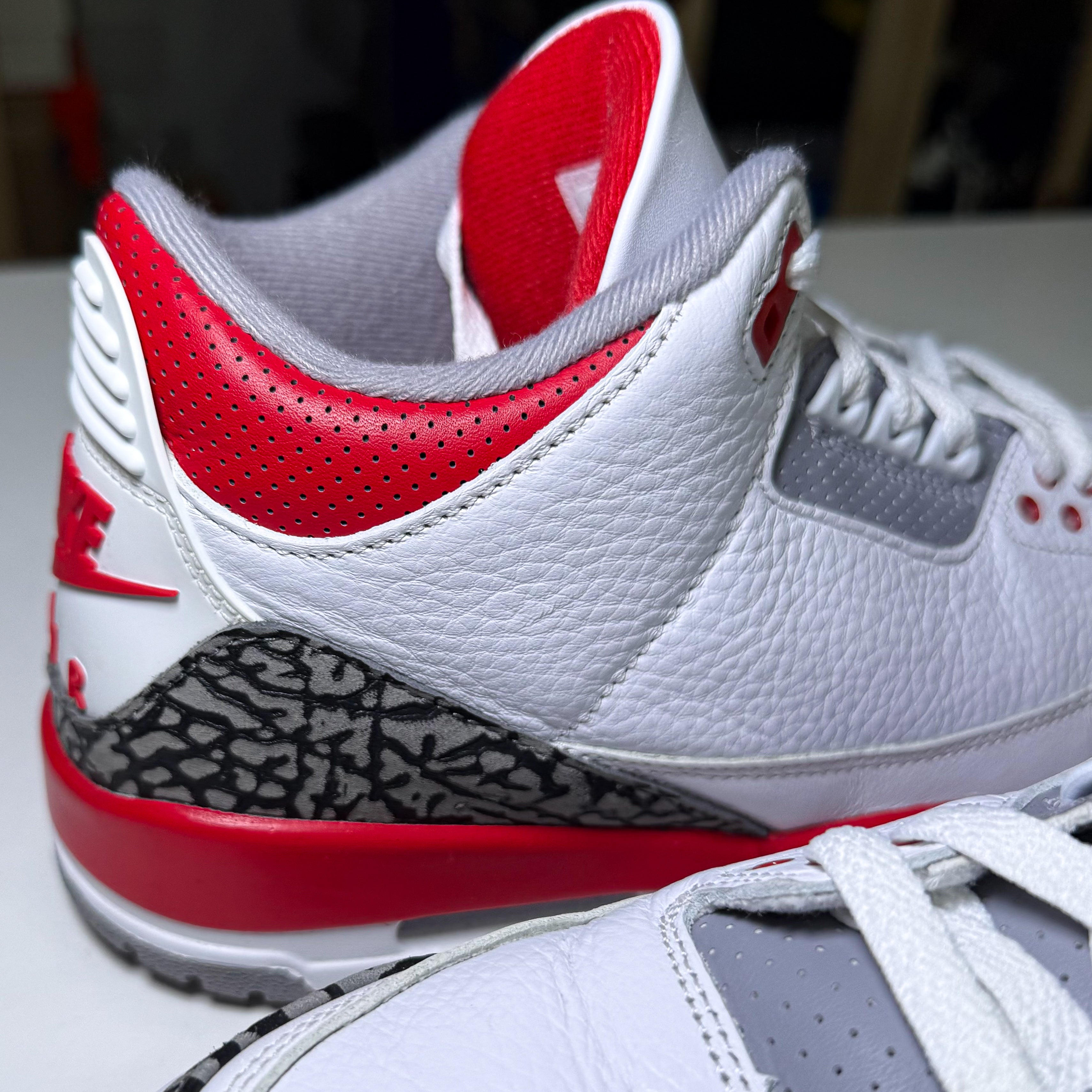 Air Jordan 3 Retro ‘Fire Red’ 2022 - Recondicionado