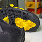 Air Jordan 4 Retro 'Thunder' 2023 - Recondicionado