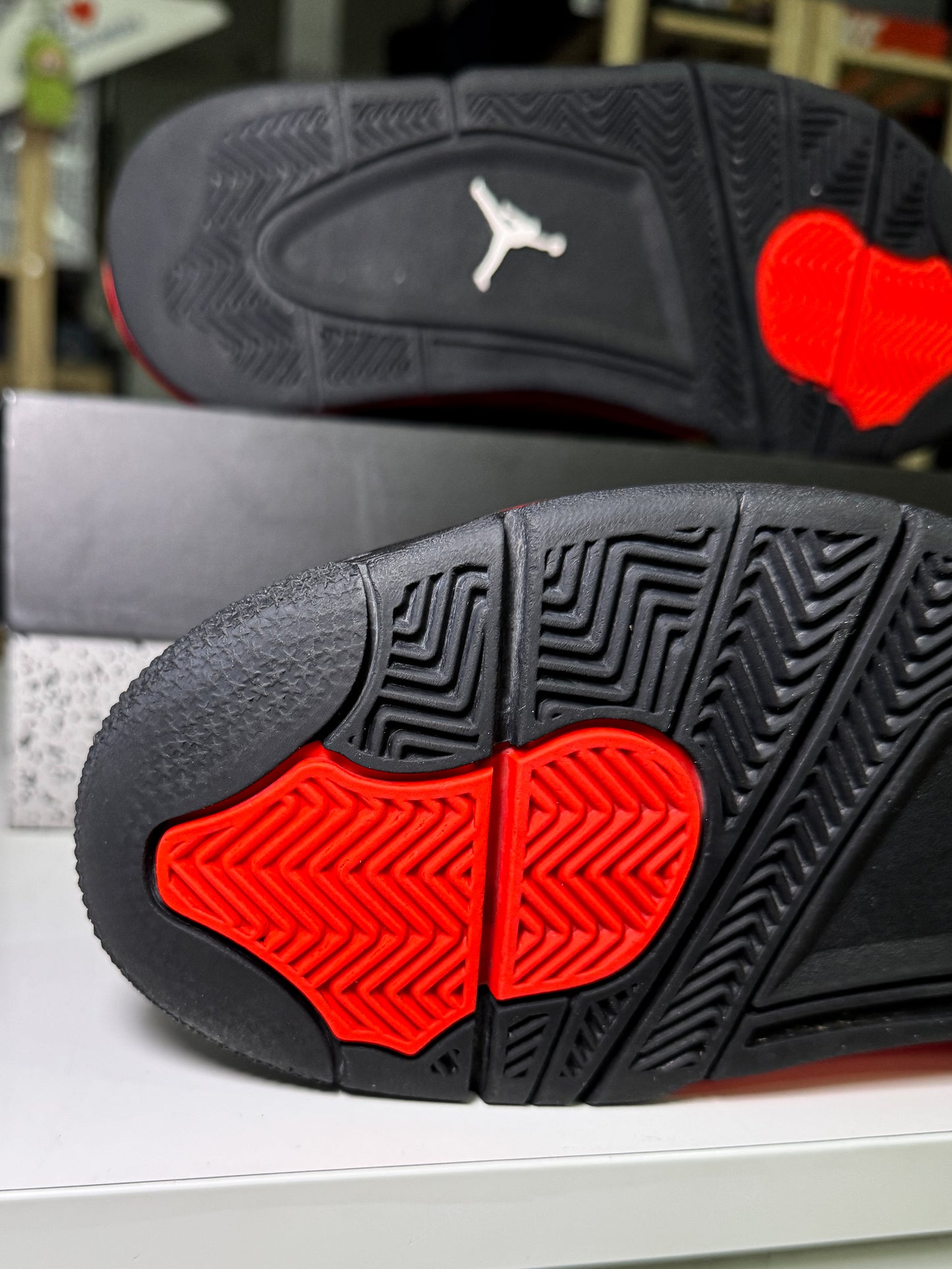 Air Jordan 4 Retro 'Red Thunder' 2022 - Recondicionado